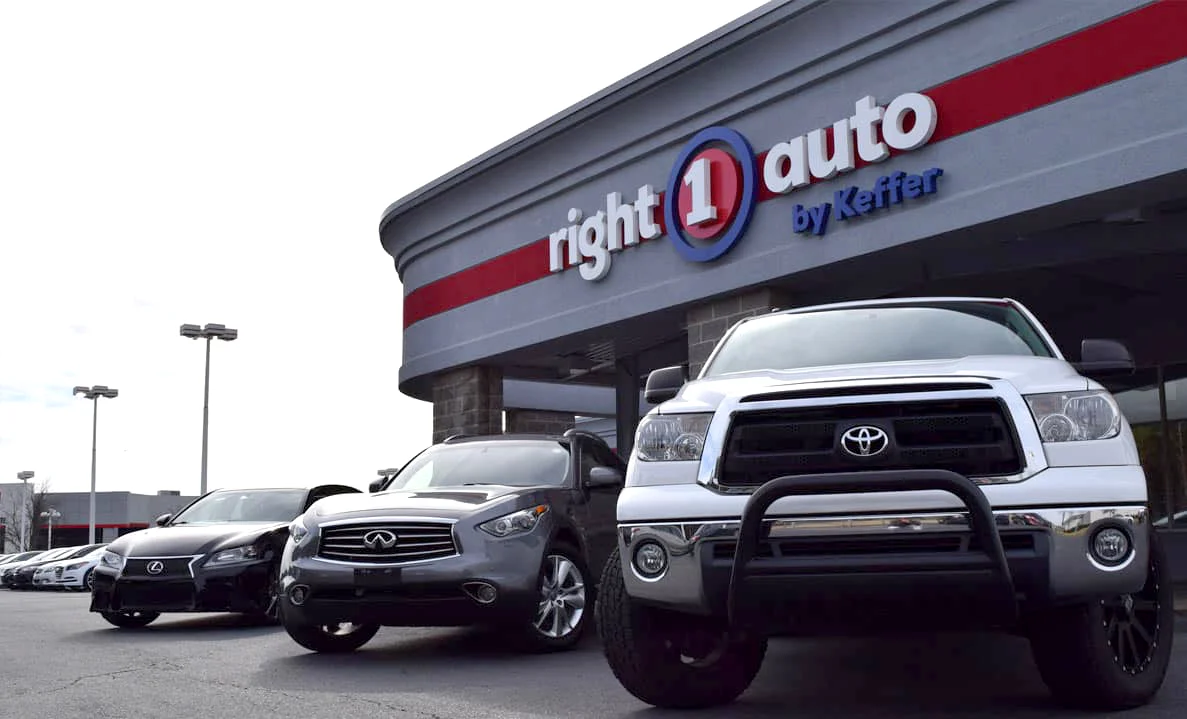 Right1Auto-1 copy.jpg