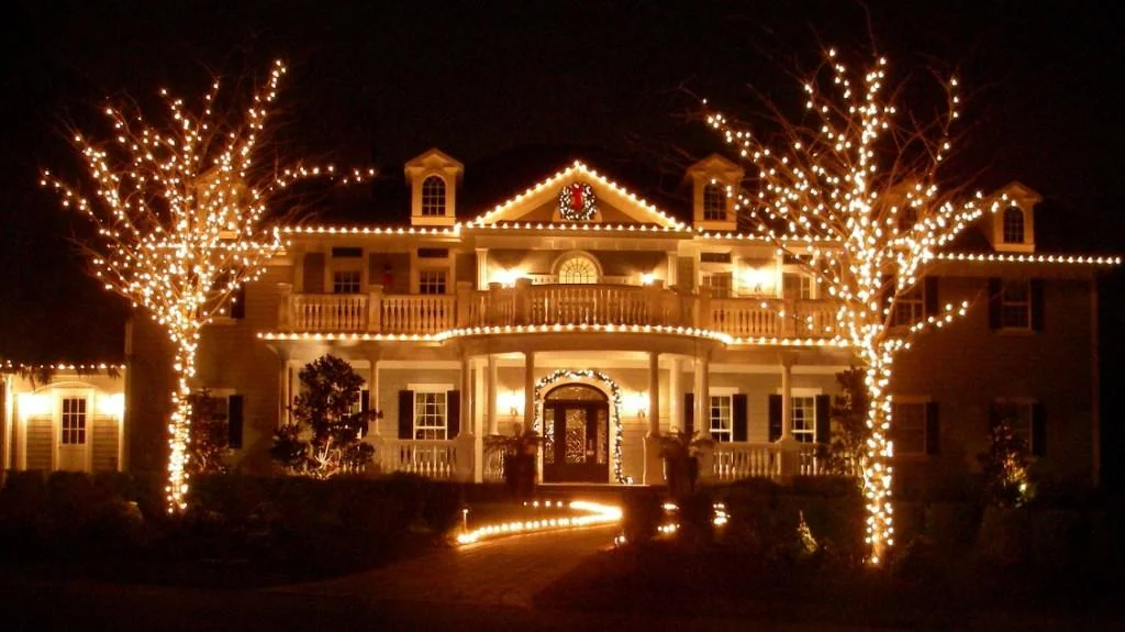 Galleries — Fleming's Holiday Lighting