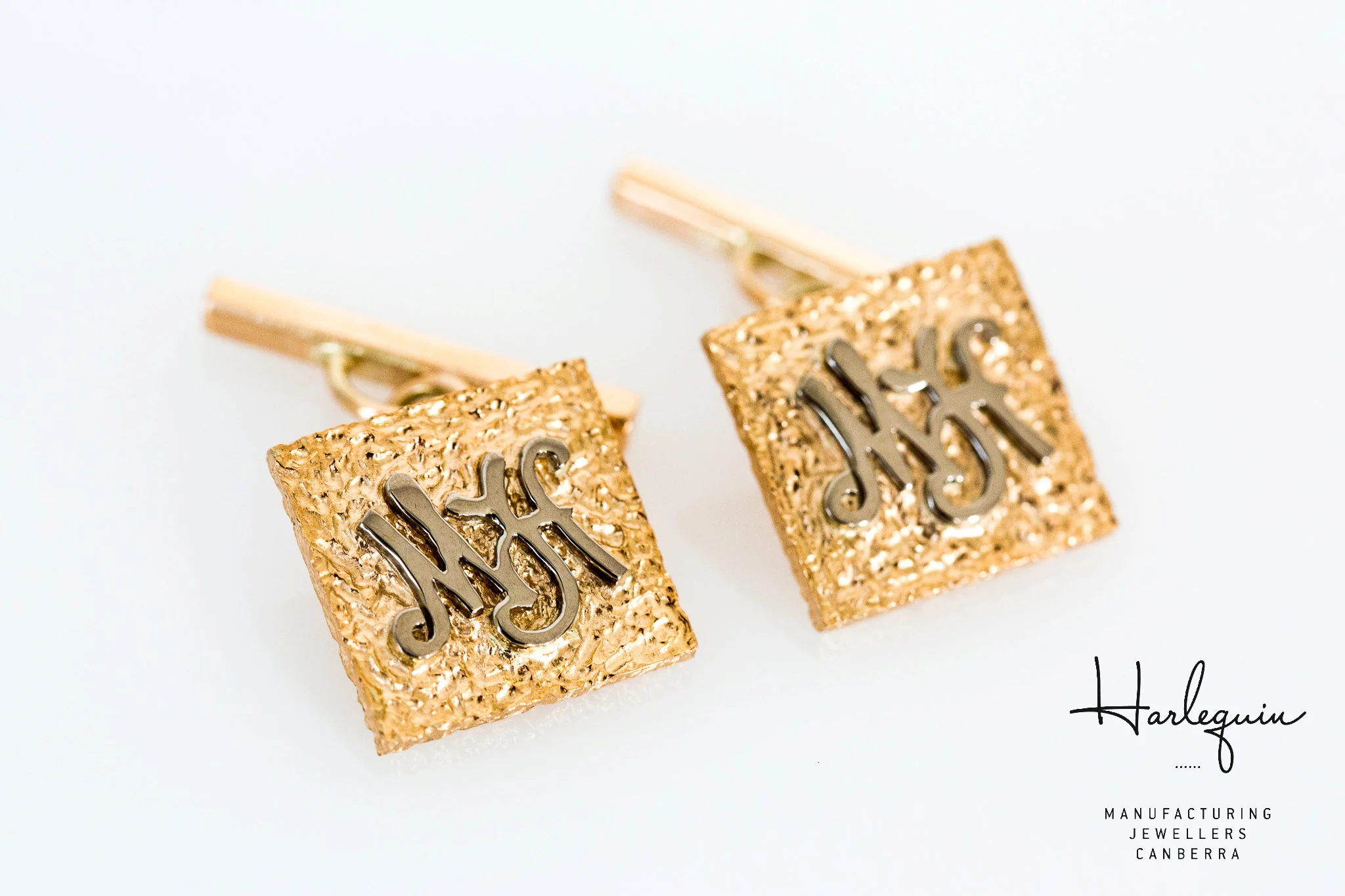 Cufflinks