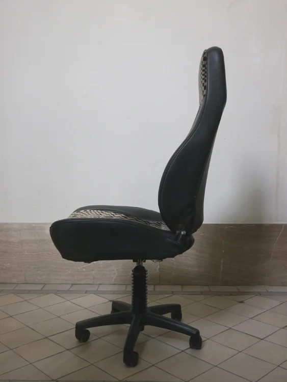 Porsche Desk Chair - side (web).jpg