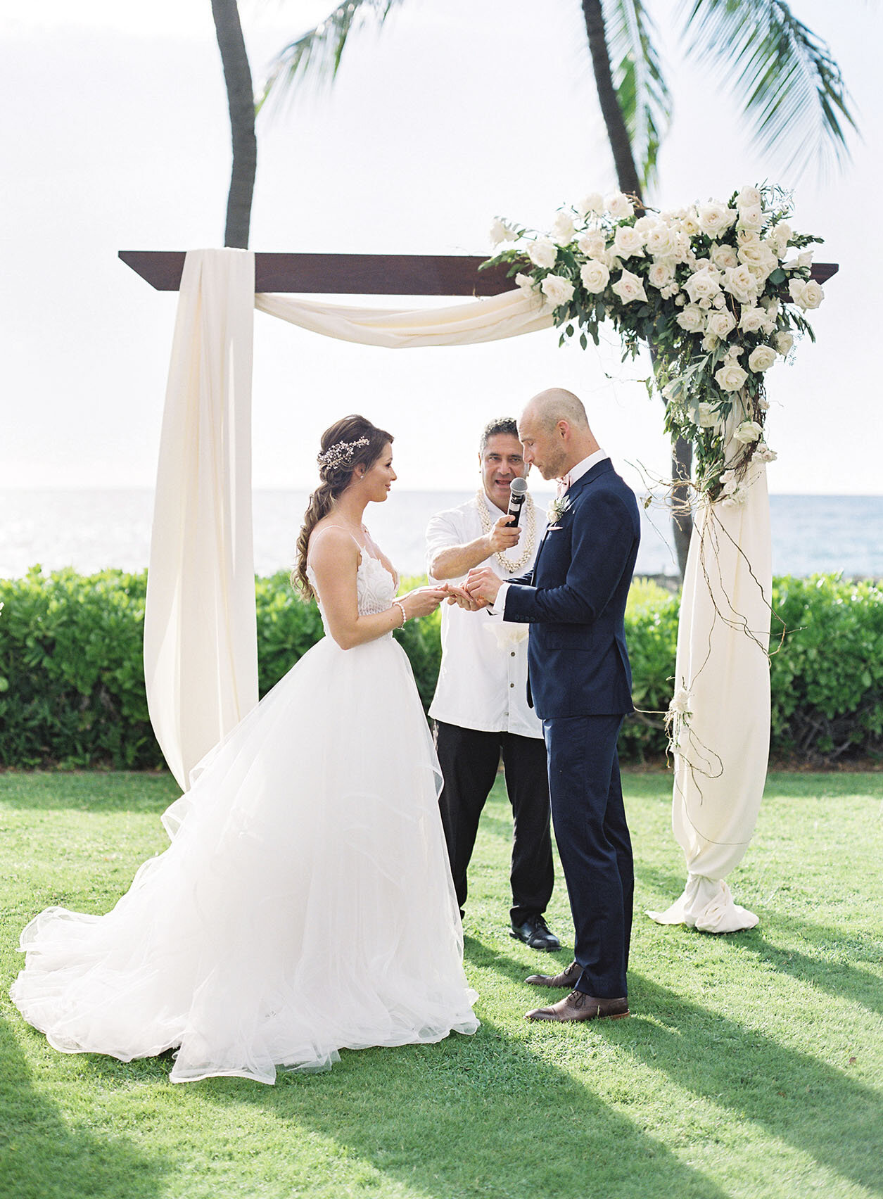 Lanikuhonua Wedding — Christine Clark | Hawaii Wedding Photographer
