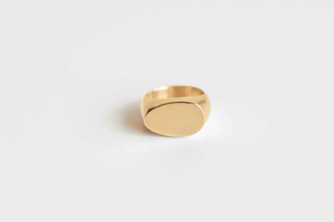 GOLD EGG SIGNET RING