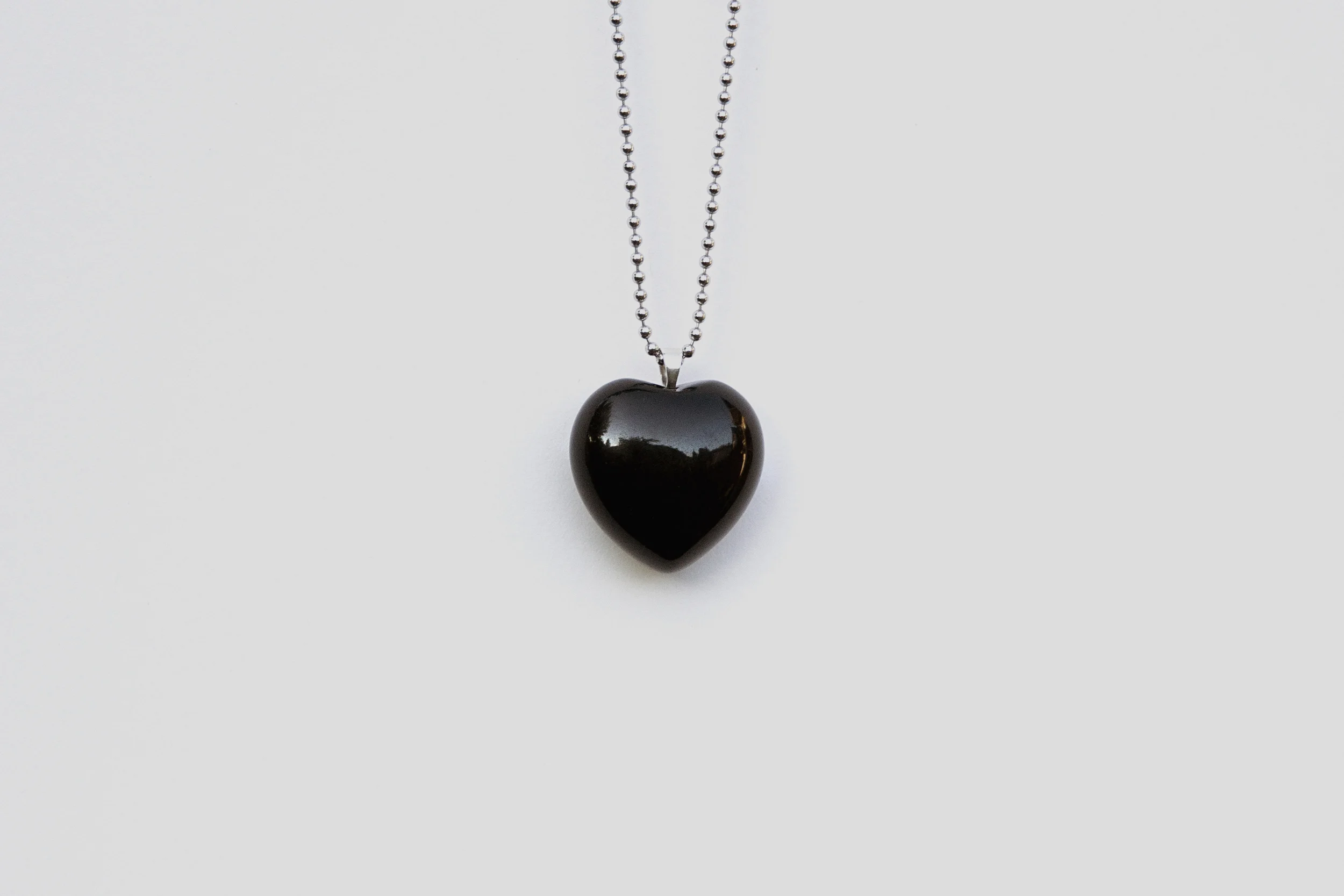 ONYX HEART NECKLACE