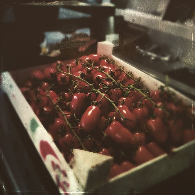 Fresh toms! #fishhousee9 #ethical #locallysourced #alwaysfresh #goodfood #london #londonfood #victoriapark #hackney
