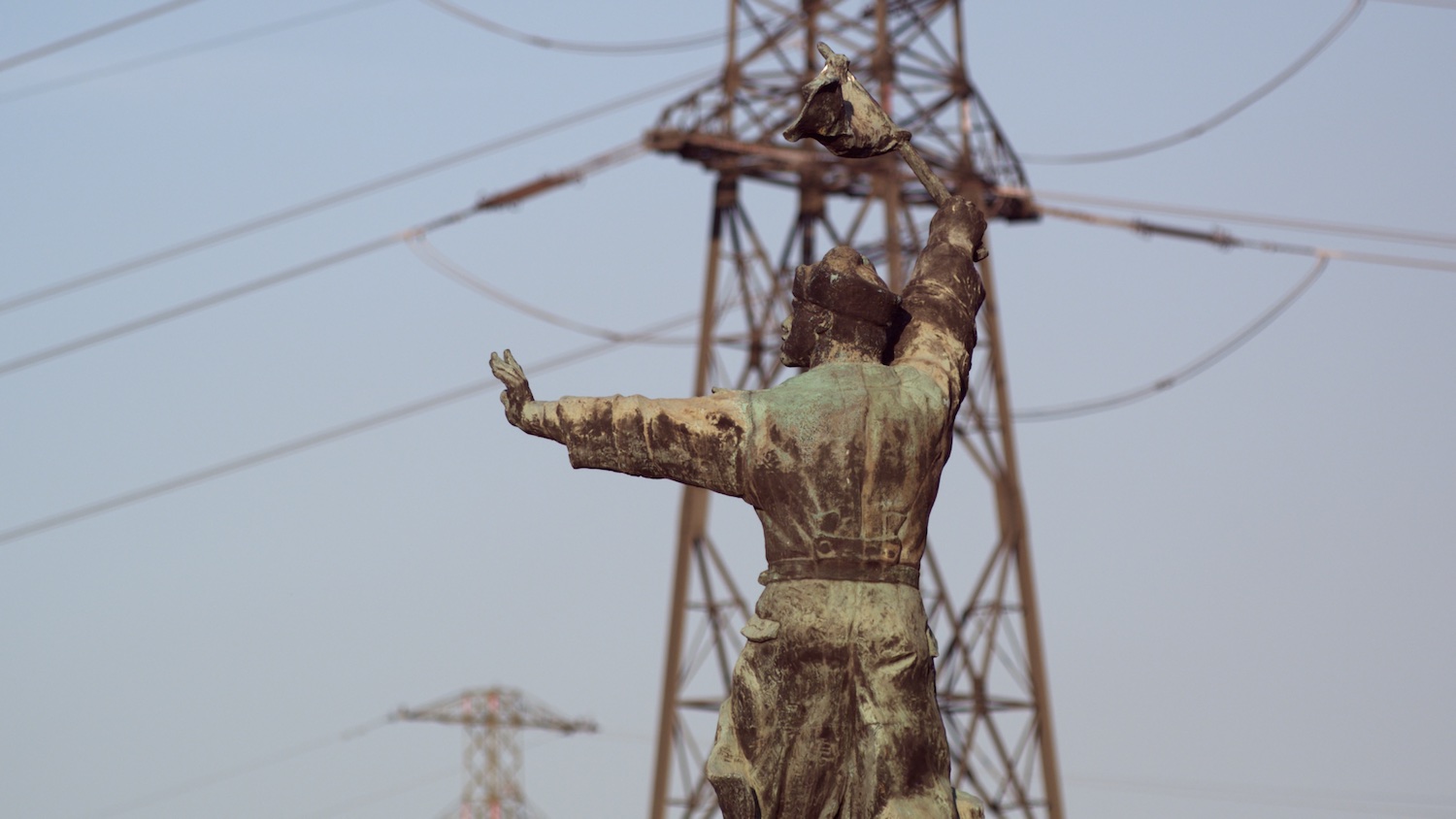 Memento Park, Carey Young, 2010, HD video, 10 minutes 21 seconds