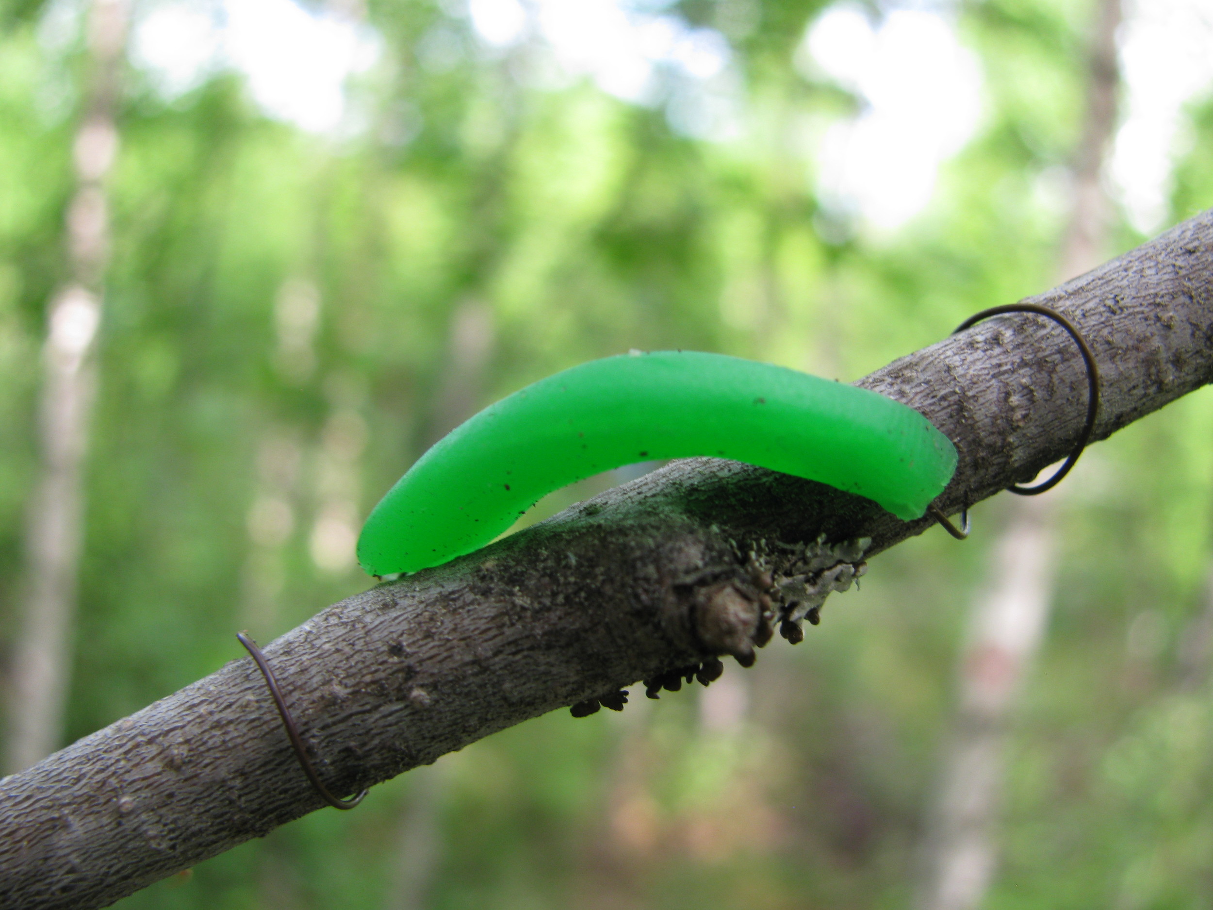 Artificial caterpillar