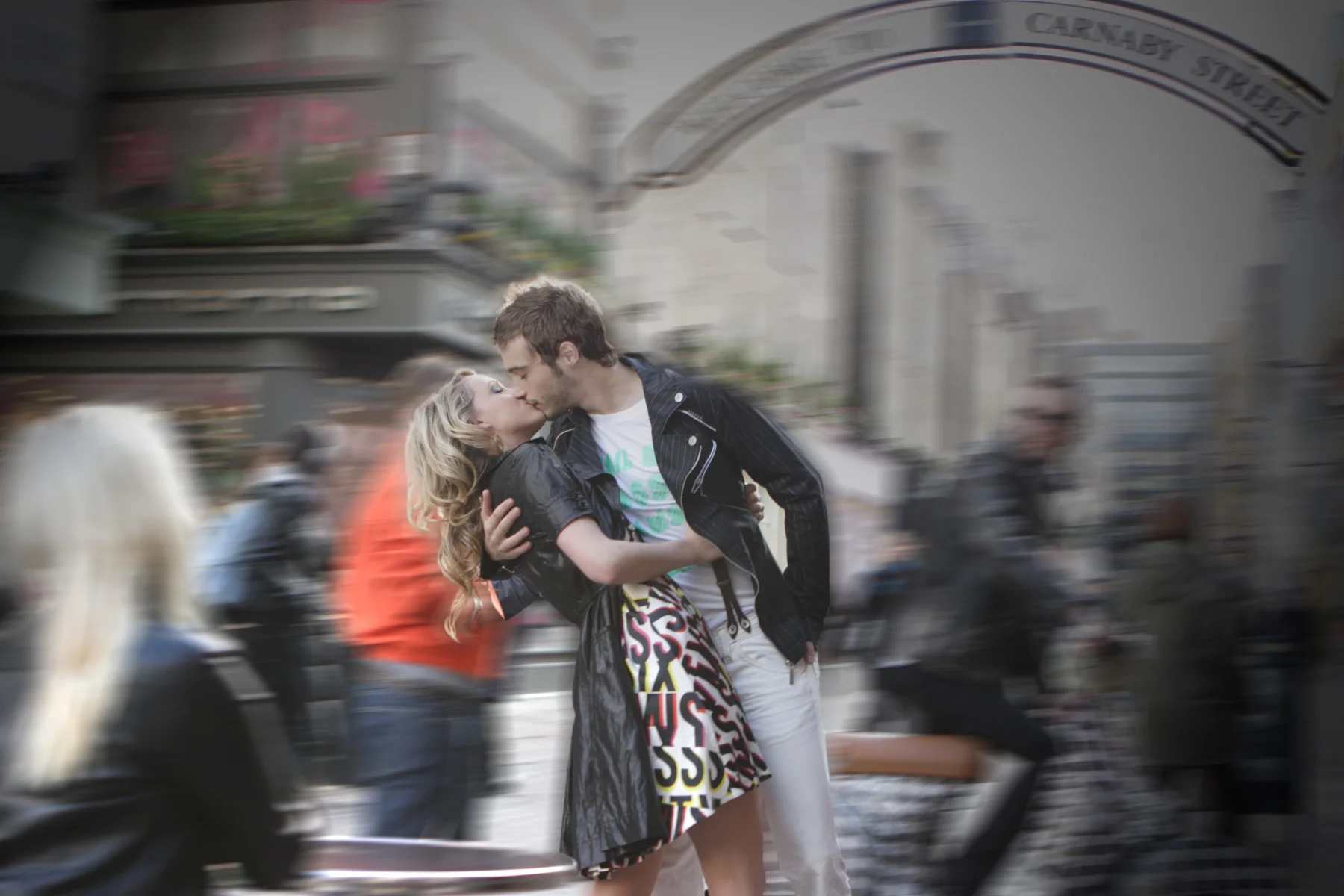 carn kiss1.jpg