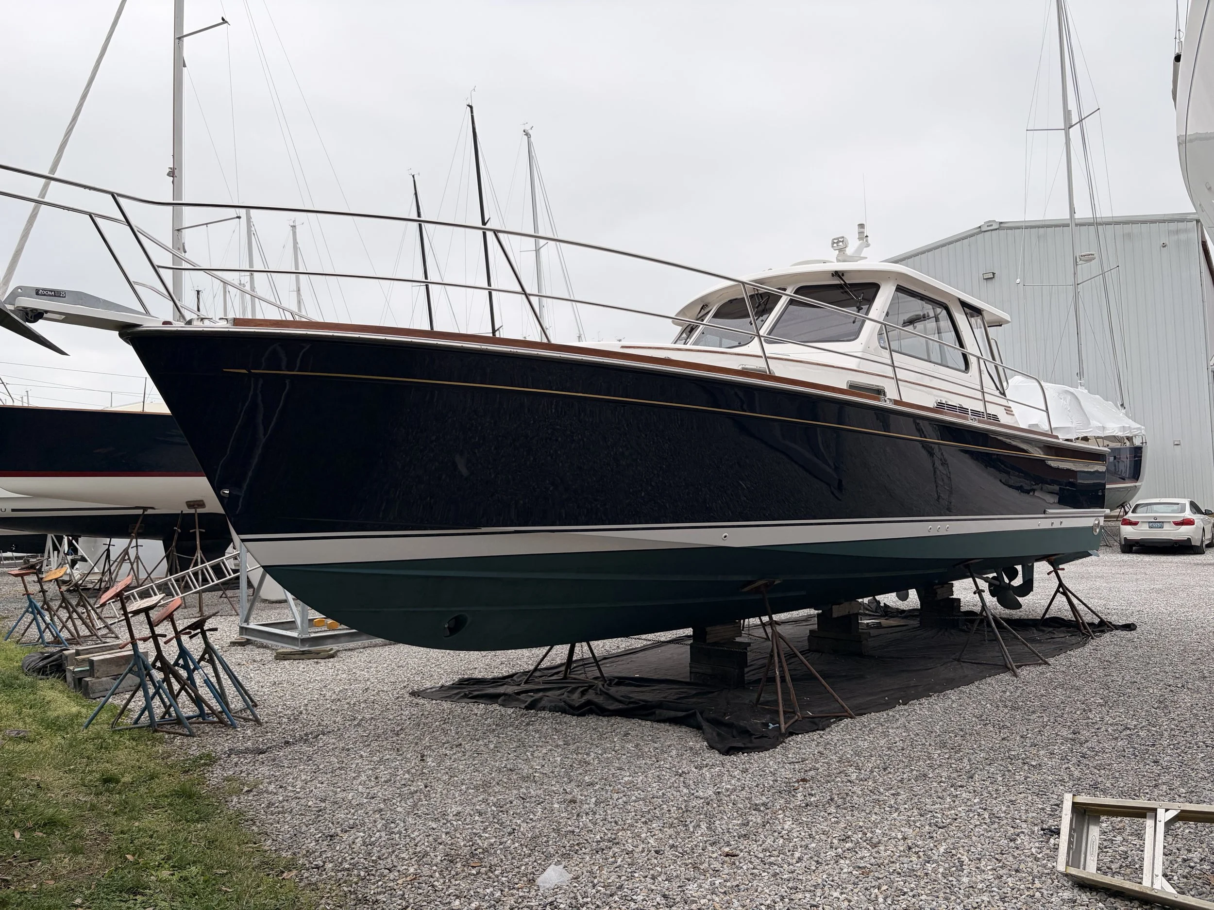 Cove striping with gold vinyl
