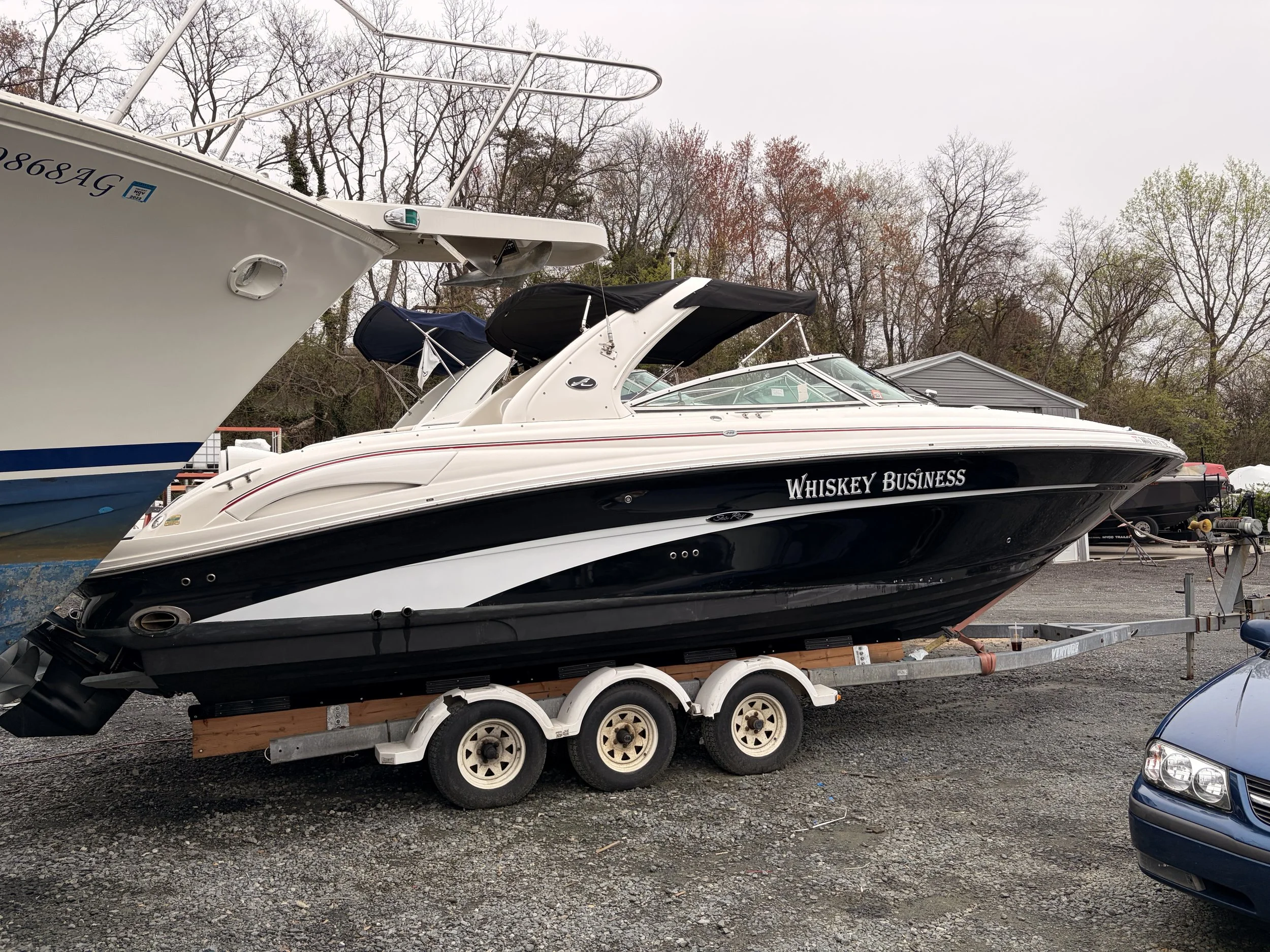 Custom hull stripe