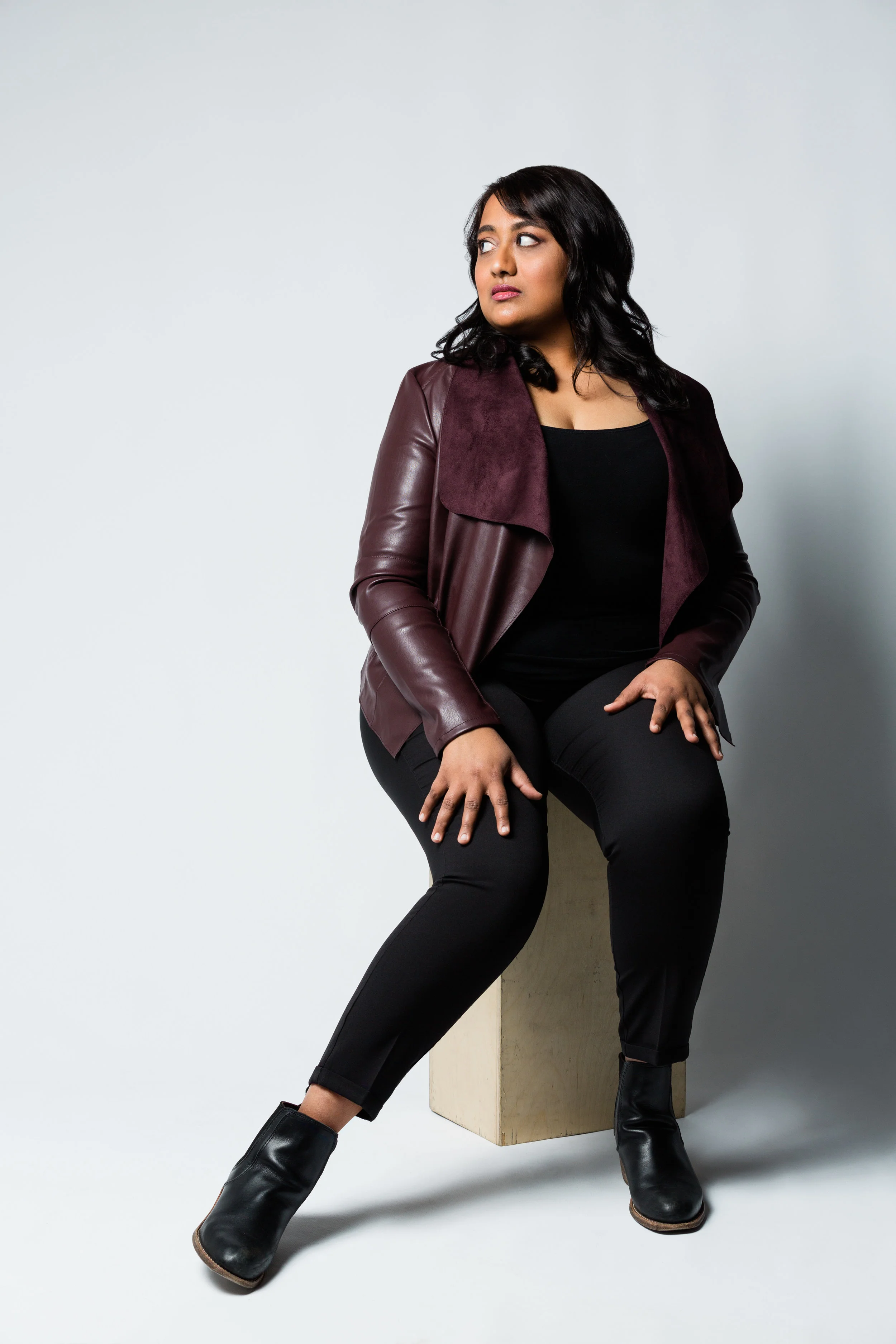 Photo shoot with Vero Kherian during a visit back to San Francisco, in March 2019. I wanted a full-body promo shot that screamed #lawyeratura, and she really delivered! Photo credit: Vero Kherian Photography