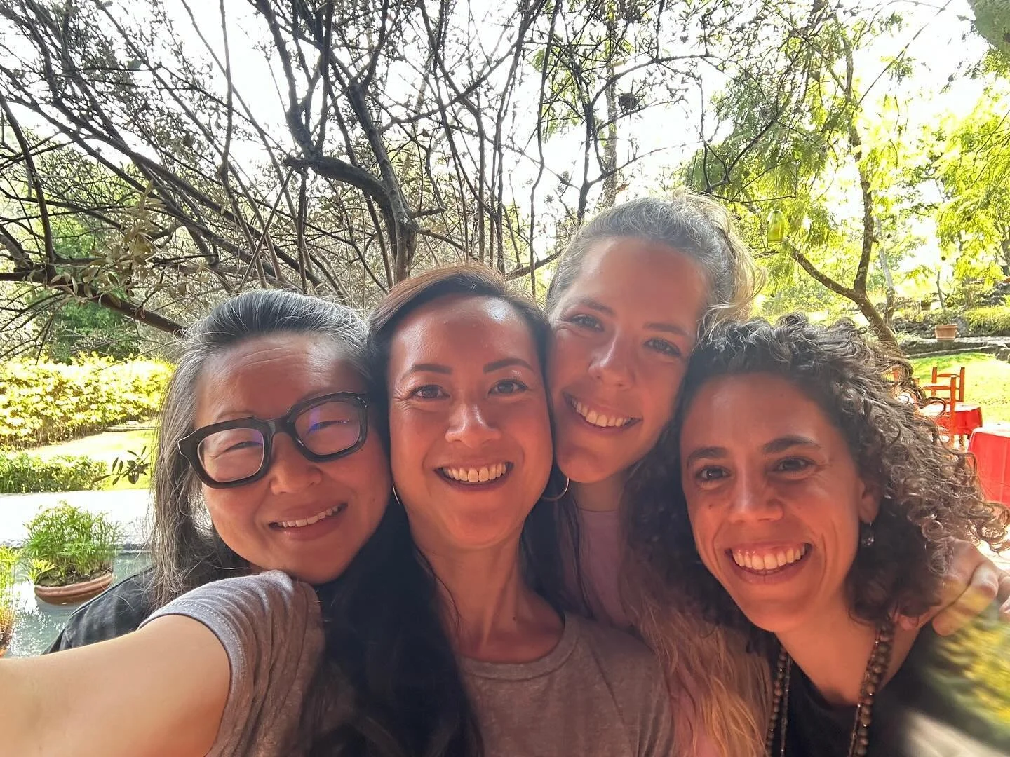 Collaboration is the BEST!

If y&rsquo;all don&rsquo;t already know these wonderful Initiators, meet my colleagues &amp; collaborators for Mastering the Siddhis, 6th Installment, by Thom Knoles:

Based in CDMX
@isabelkeoseyan &amp; @anapmrer 
and
Bas