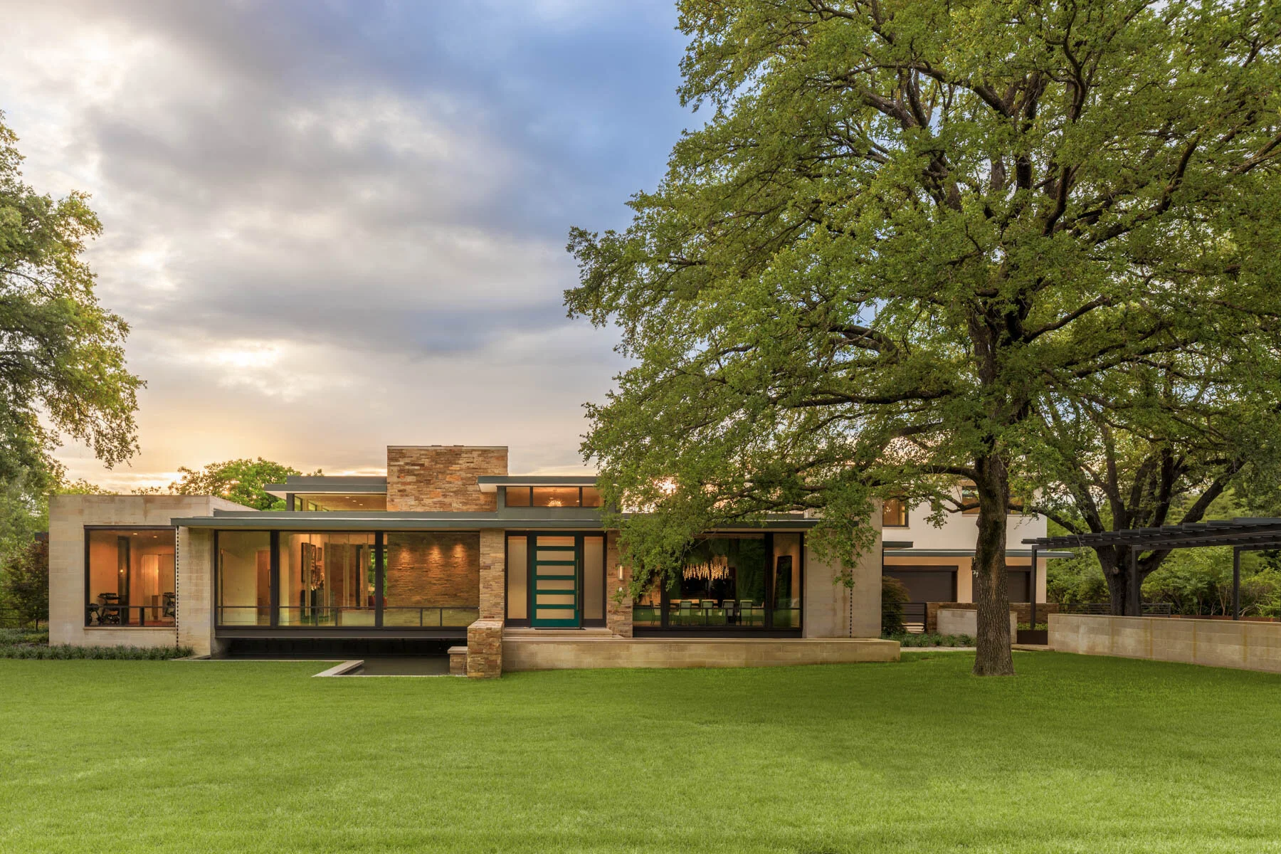 9345SunnybrookLn-5173-HDR.jpg