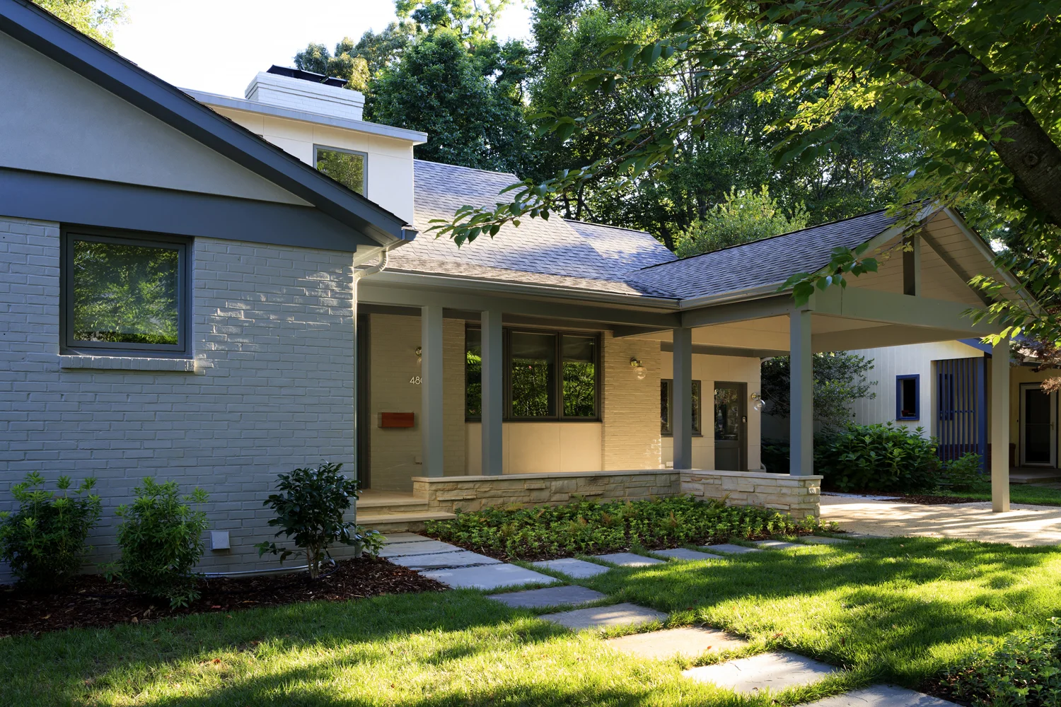 MID-CENTURY MODERN