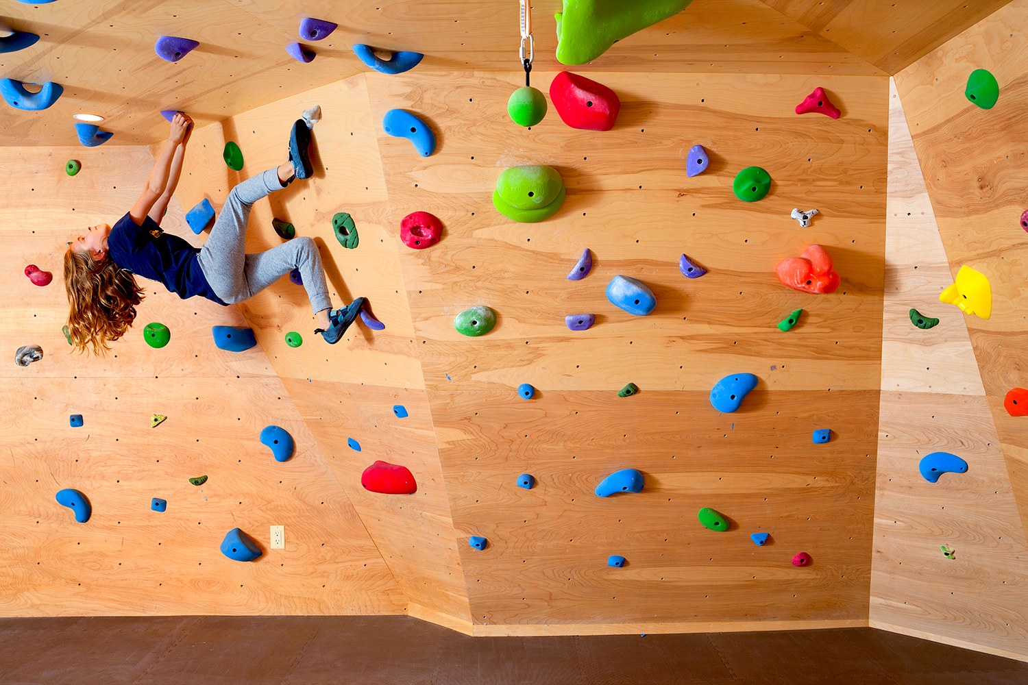 CLIMBING WALL