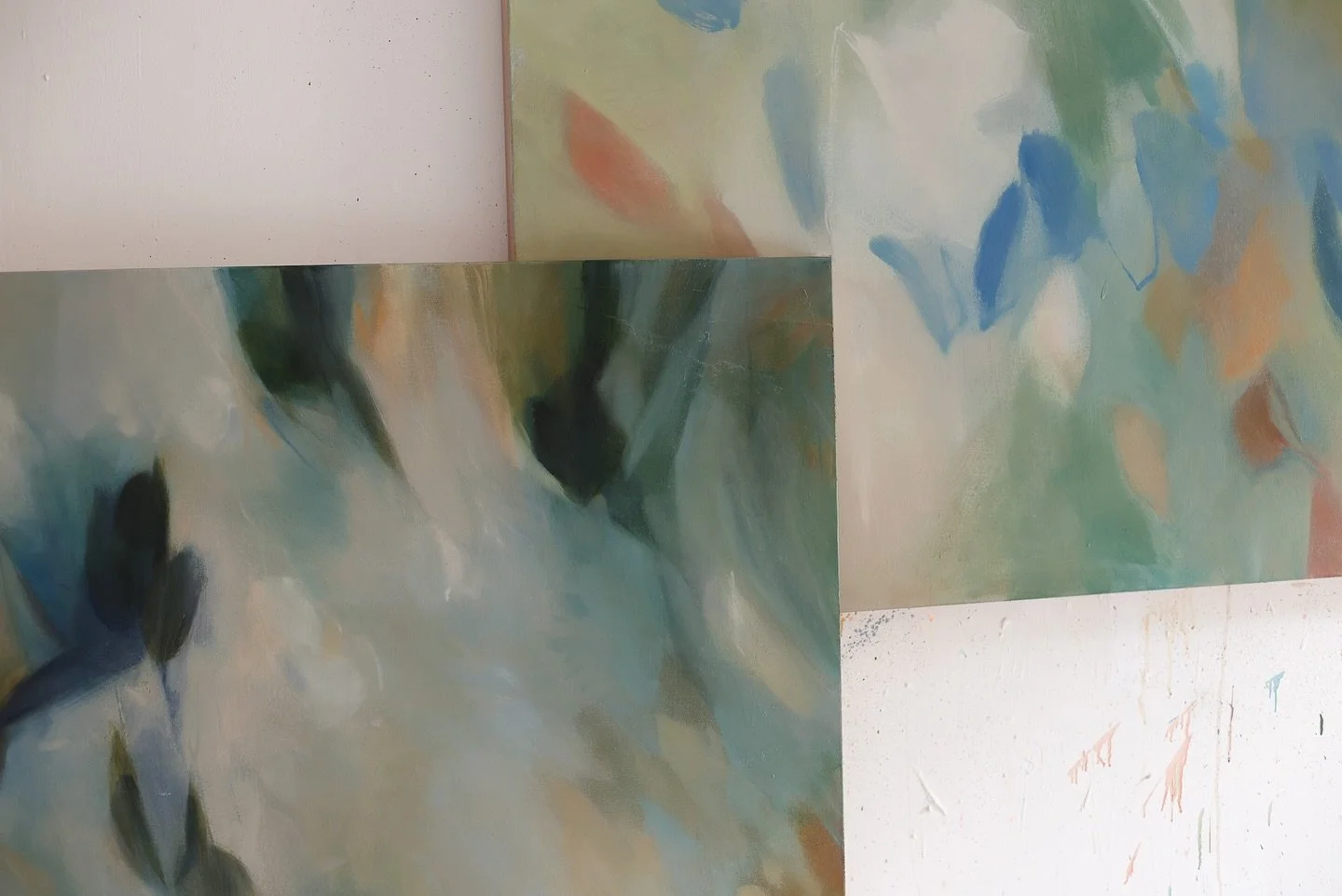 Fall shades are filling up the studio, and I&rsquo;m just wanting more time with them. Something about how the shorter days frame my daily experience. I keep adding in light because I know we can use more. ✨ 

#contemporaryart #doitfortheprocess #liv