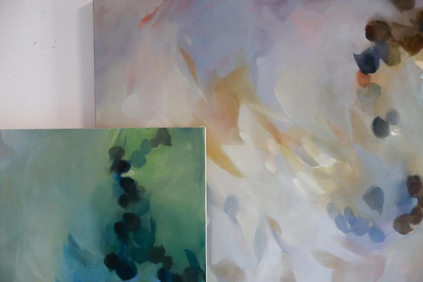 My studio is full of new pieces for my upcoming solo show at @bryantstreetgallery ✨ The chance to fill a gallery with new work is always an honor. Still making final passes on these. Not done yet!