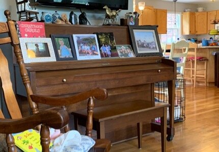 pianowithphotos.jpg