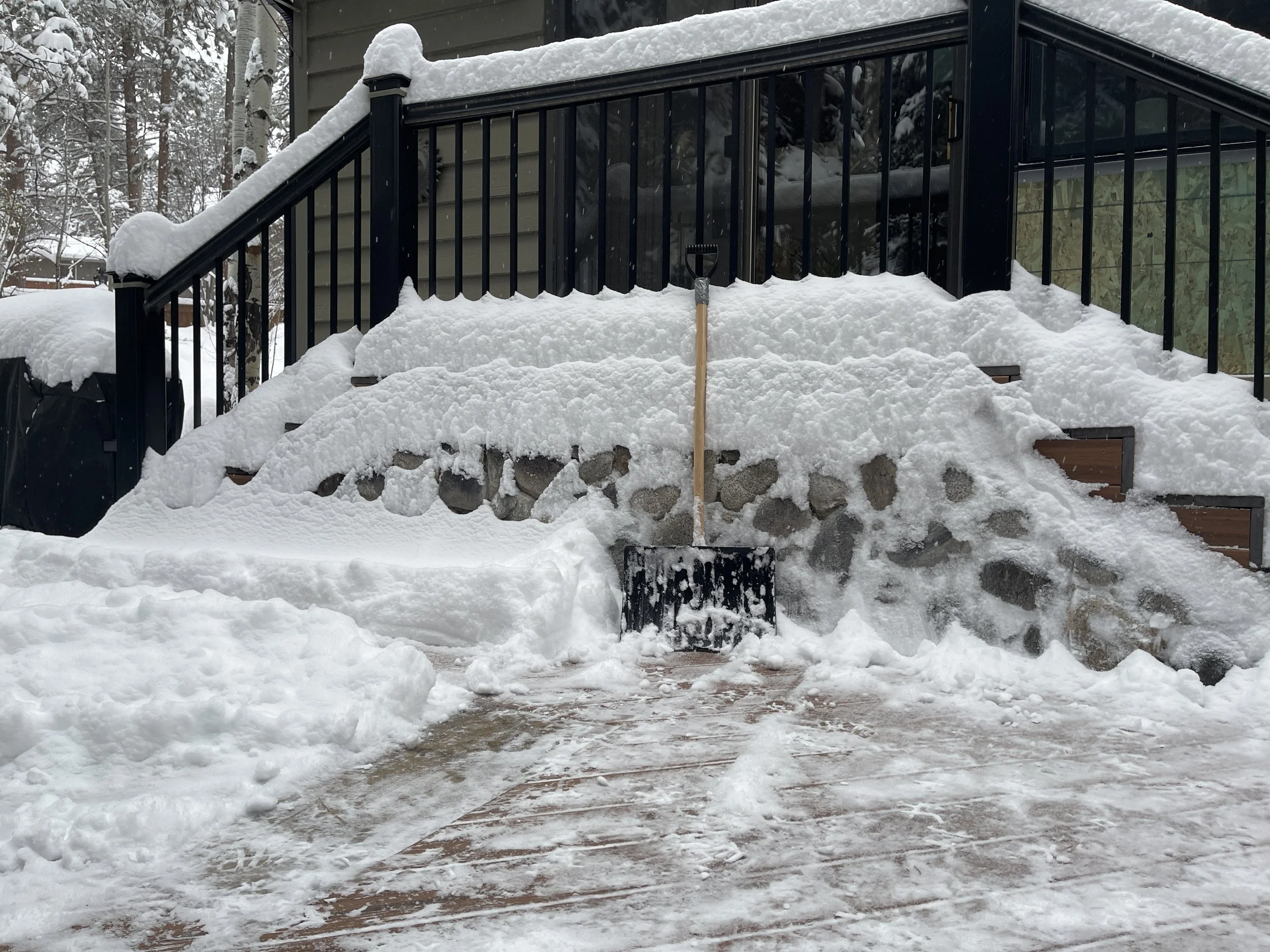 Shoveling the Dark Weight