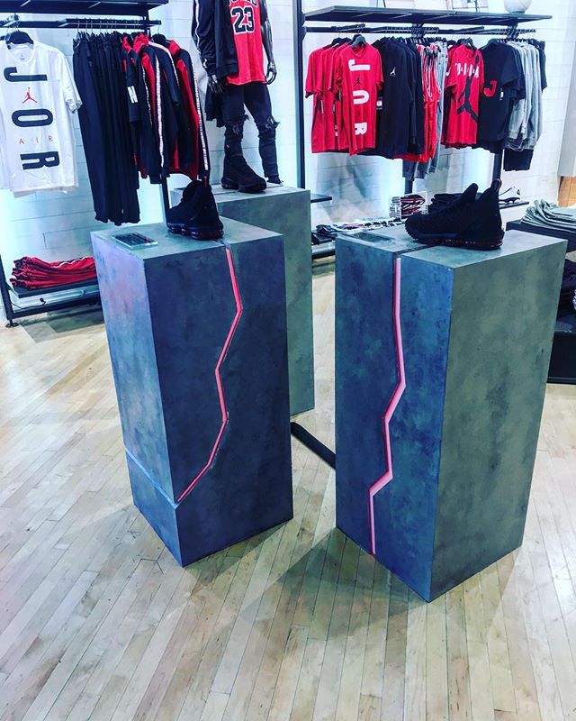 Concrete Pedestals.. ART DIRECTION FTW @stevewhatsyournewinstagram #design #build #display #fabricate #party #nike #mazel
