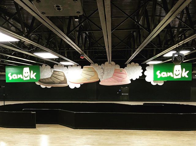 6&rsquo; BOOTS from the rafters?? Hell yeah, we did. #sanuk #design #build #display #woodworking #wood #print