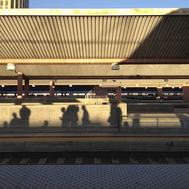 metro.shadow.jpg