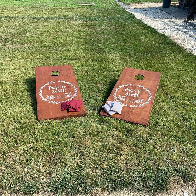 Personalized corn hole boards make a great addition to any wedding! Could be a gift as well as an activity for guests to do instead of dancing. #wedding #cornhole #weddinggames #weddinggift #gift #personalized