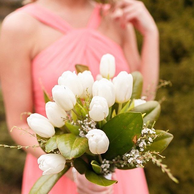 Attention RVA locals! I am offering a discount on day of coordination for all local weddings booked with me from now until August 31st. Please visit my website to contact me about your special day! Share with friends and help to make their day amazing!
📸 @virginiaashleyphotography 💐 @theproperpetal #wedding #dayofcoordinator #flowers #bridesmaid #southerncharmplanning #rvawedding
