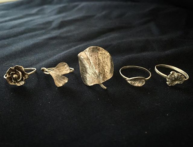 Very excited to about this new botanical ring collection I finally had time to create! All solid sterling silver castings from plants and leaves - a rose bud, ginkgo leaf, lily pad, tiny leaf, and ivy (from left to right). Will be listing these on the Etsy ship tomorrow with custom sizes πΏπ#metalsmith #handmadejewelry #handmade #sterlingsilver #jewelry #silversmith #botanical #natureinspired #ginkgoleaf #rose #leaves #etsy #etsyshop #vsco
