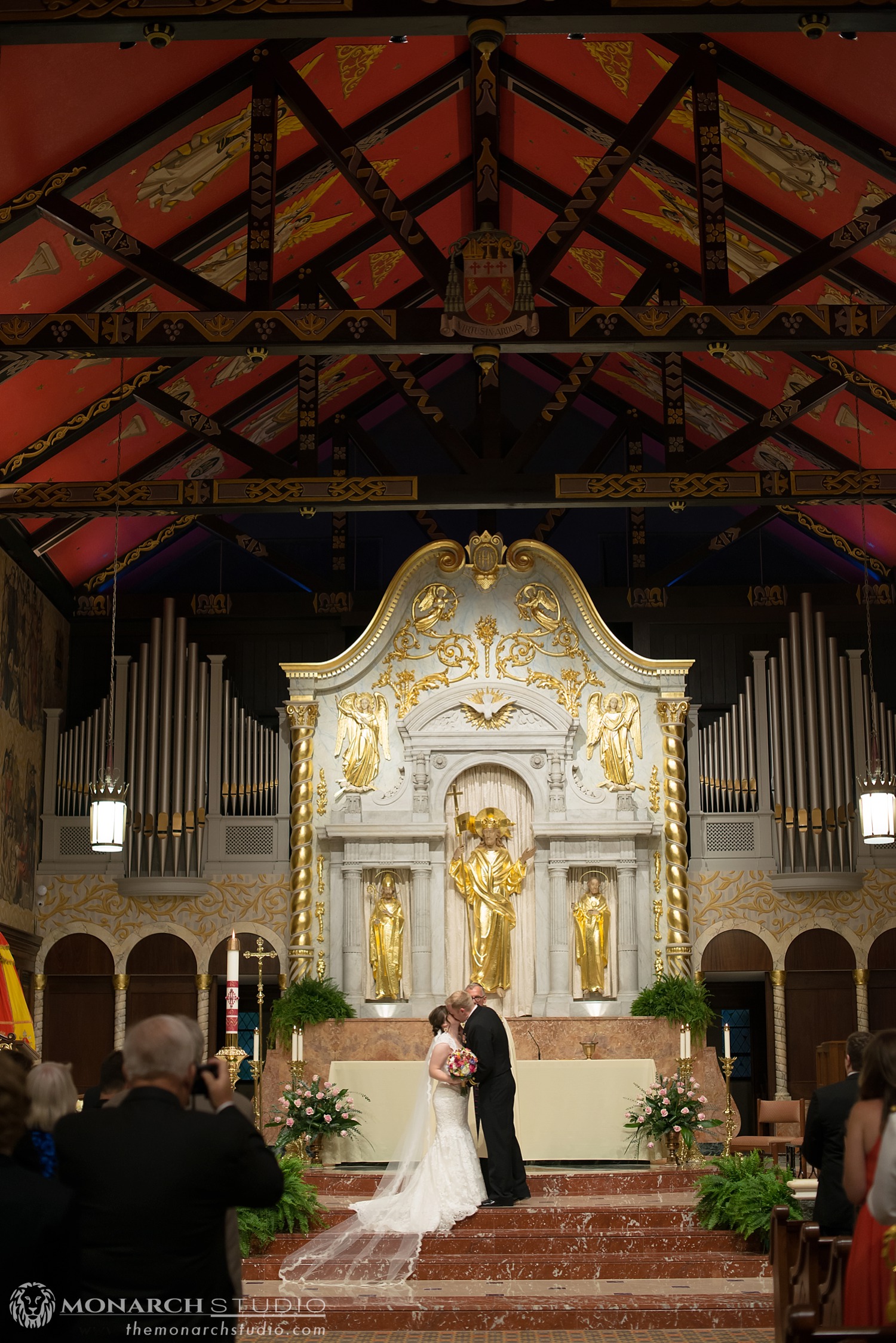 St.-Augustine-Wedding-Photographer-White-Room_0052.jpg