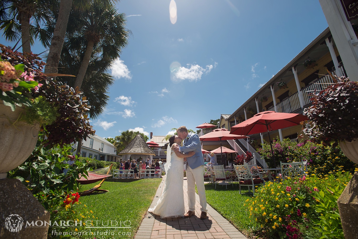 St-Augustine-Bed-and-Breakfast-Wedding-Photographer-Bayfront-Marin_0026.jpg