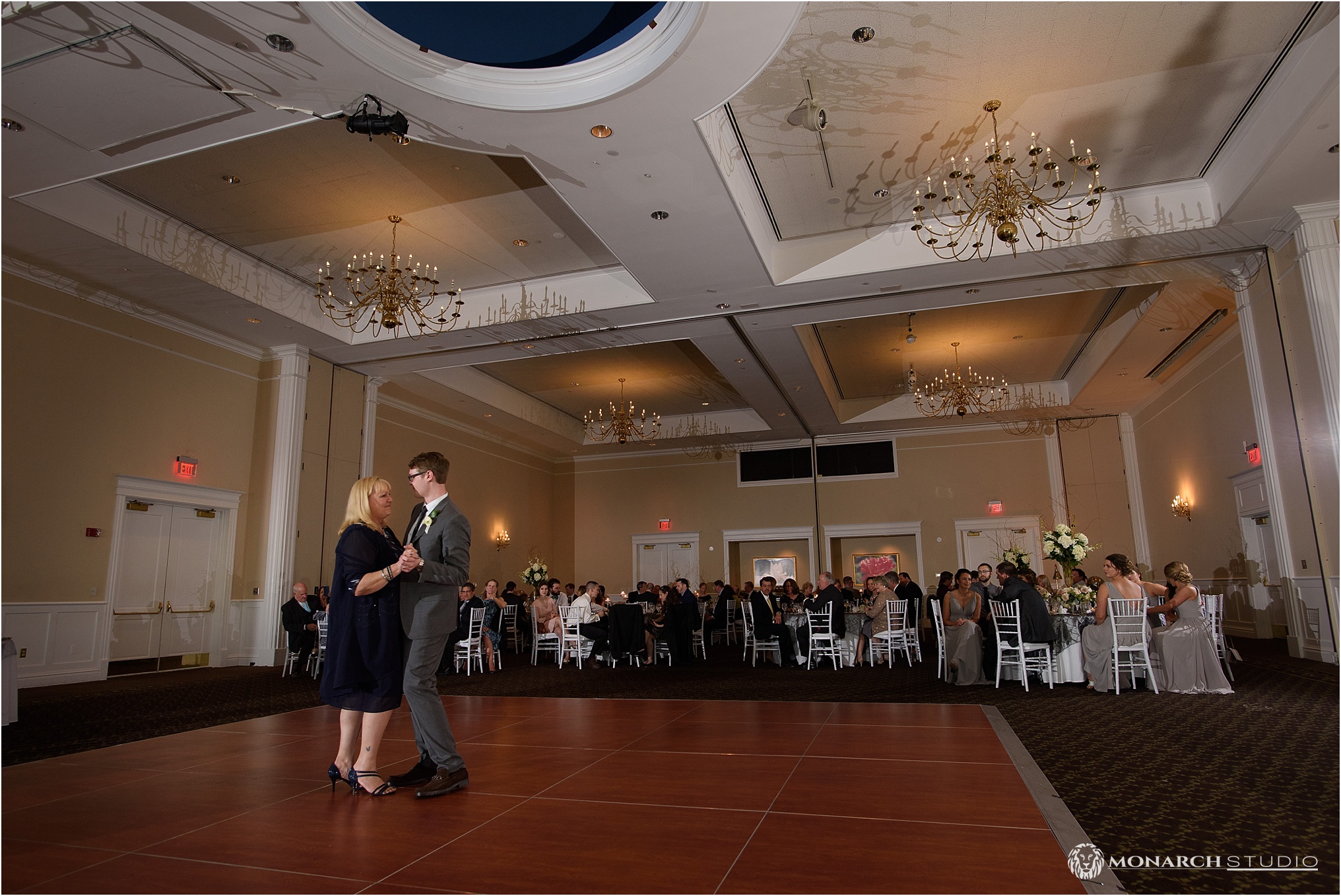 williamsburg-virginia-wedding-photographer-108.jpg