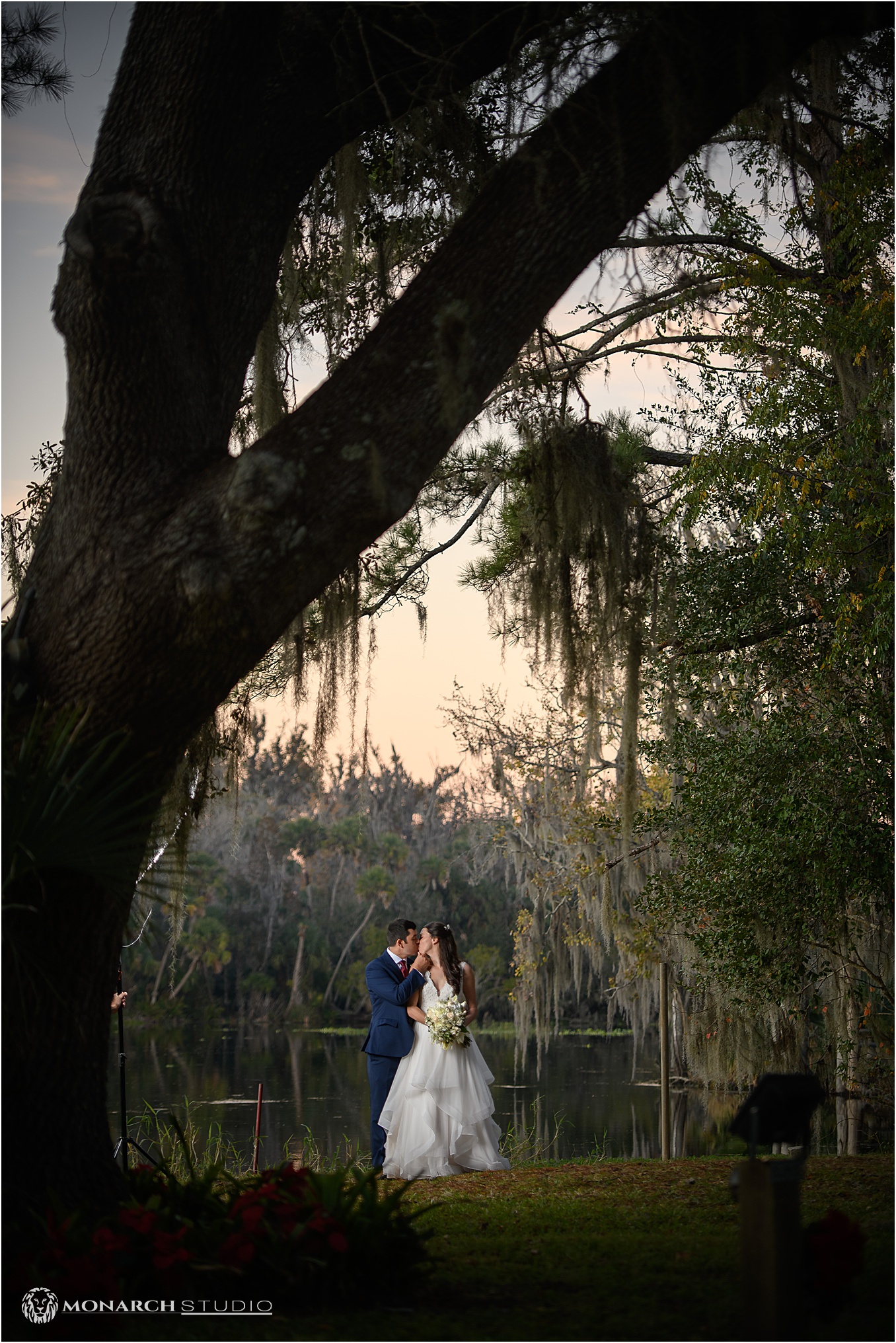 Wedding-photographer-in-sanford-florida-natural-wedding-085.jpg