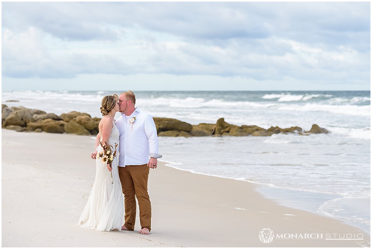 Beach-Elopement-Wedding-In-Saint-Augustine-018.jpg