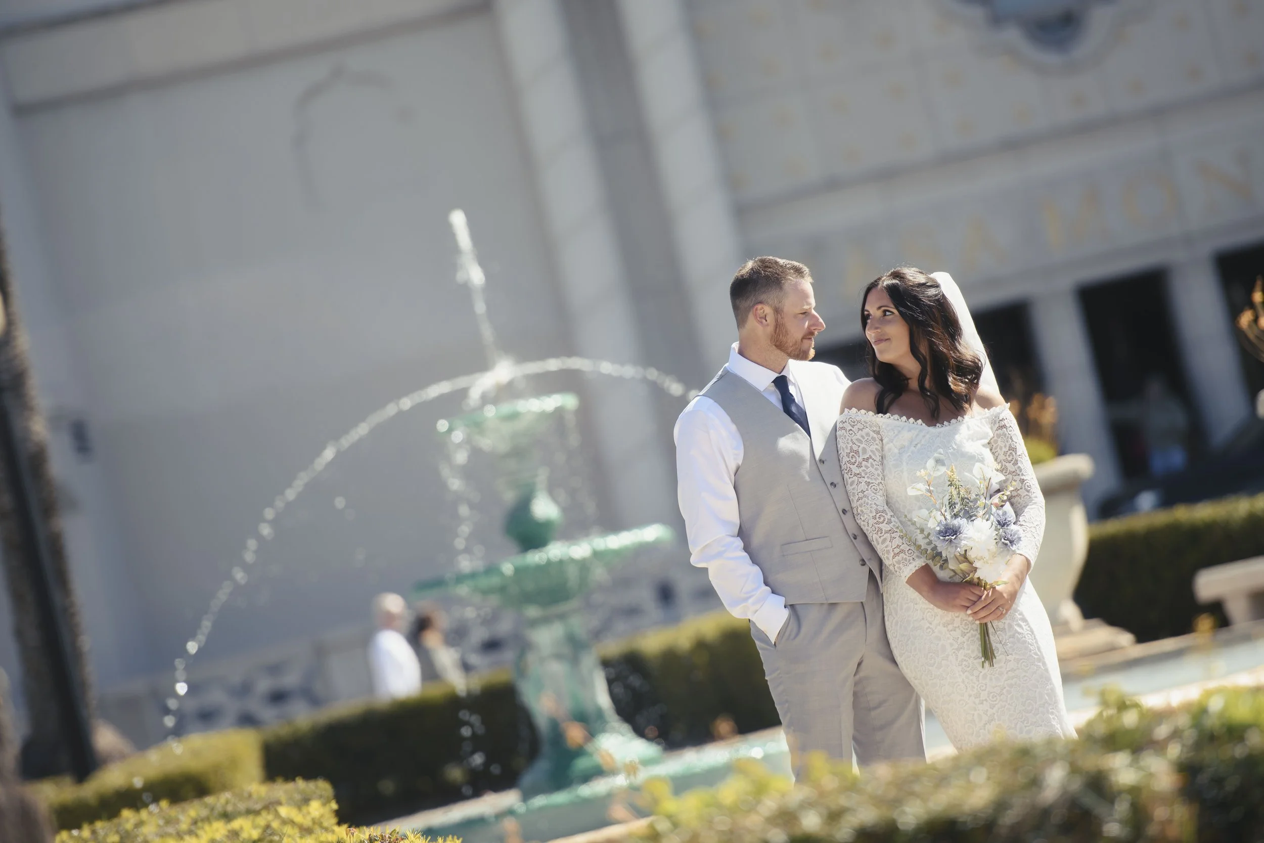 Jazmin and  Gage's intimate elopement at St Johns County Courthouse