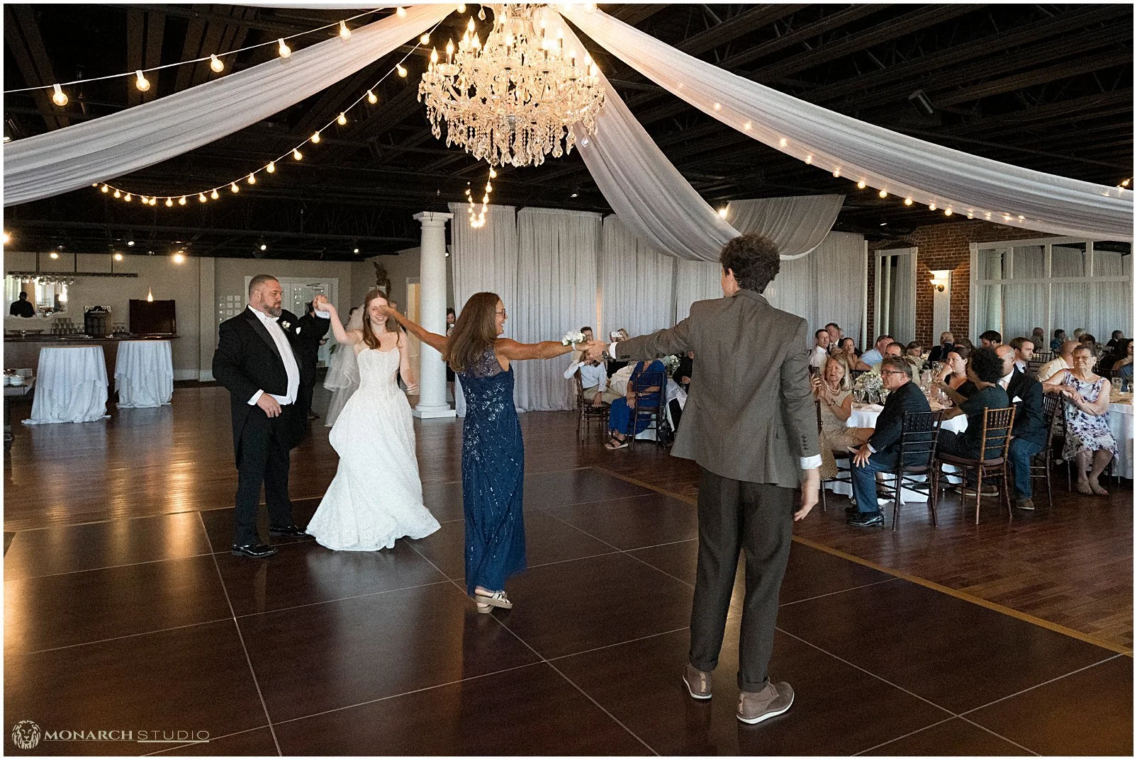 whiteroom-wedding-downtown-st-augustine-florida-034.jpg