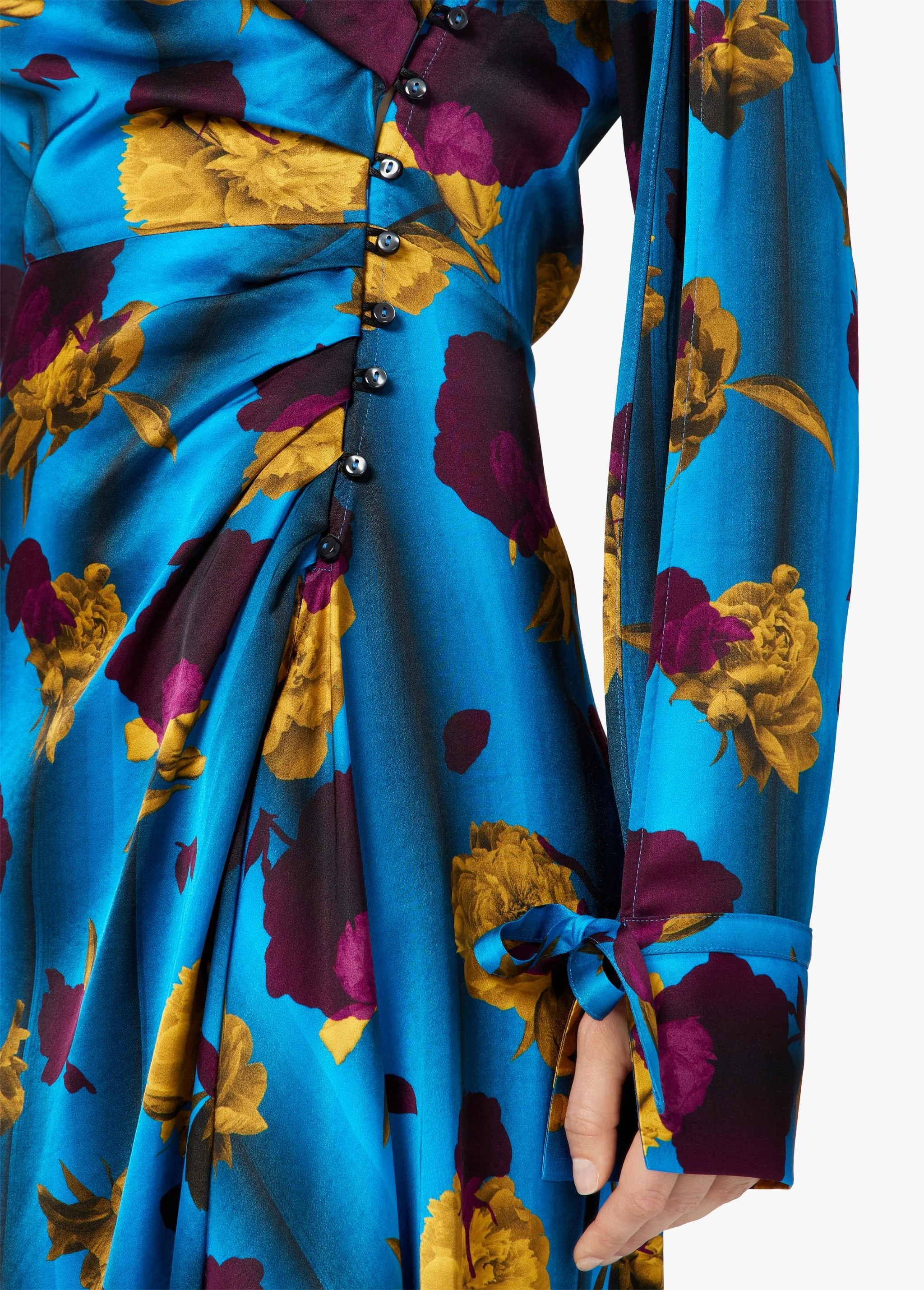 opening-ceremony-floral-dress_15359567_27677864_2048.jpg