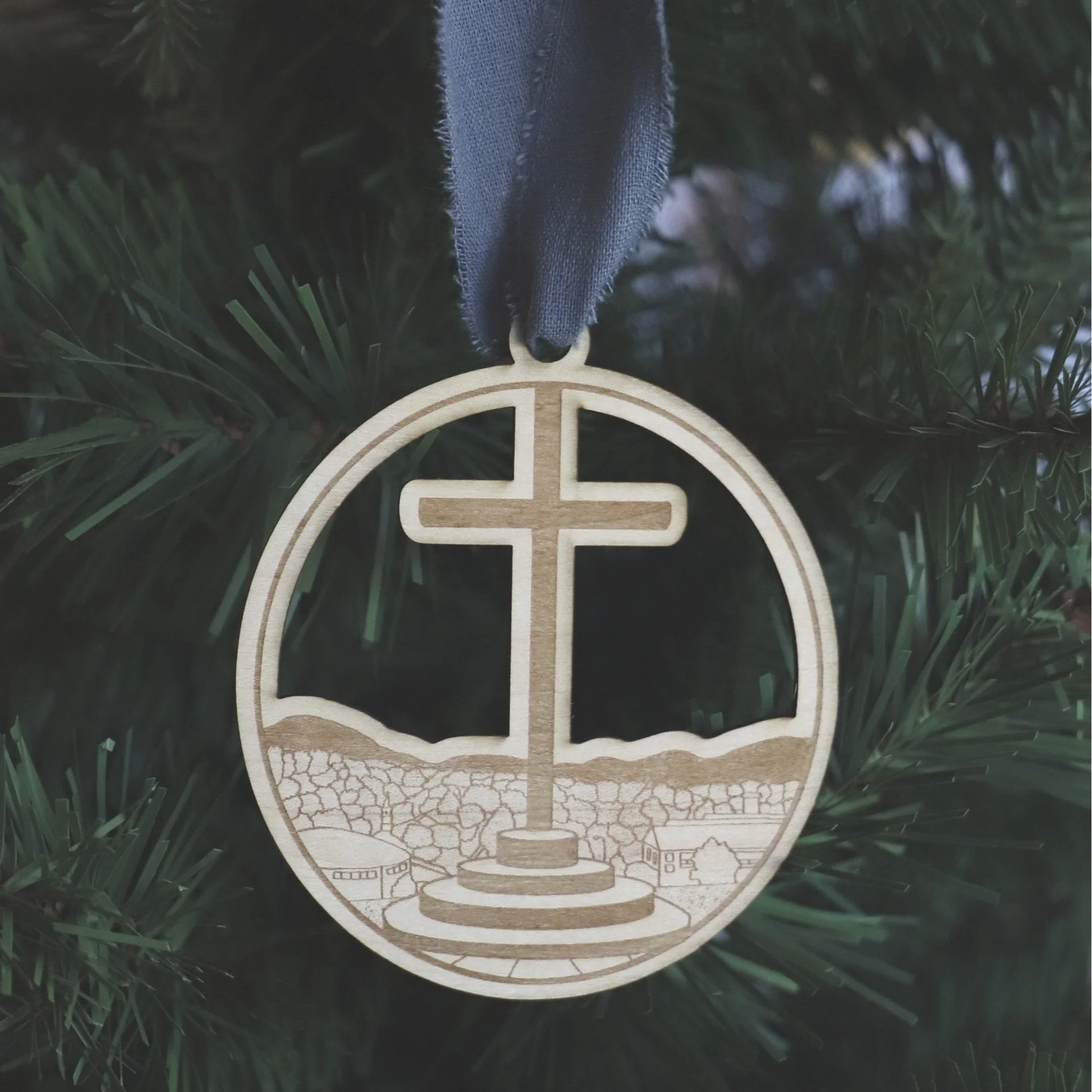 TMU+Ornament+on+Tree.jpg