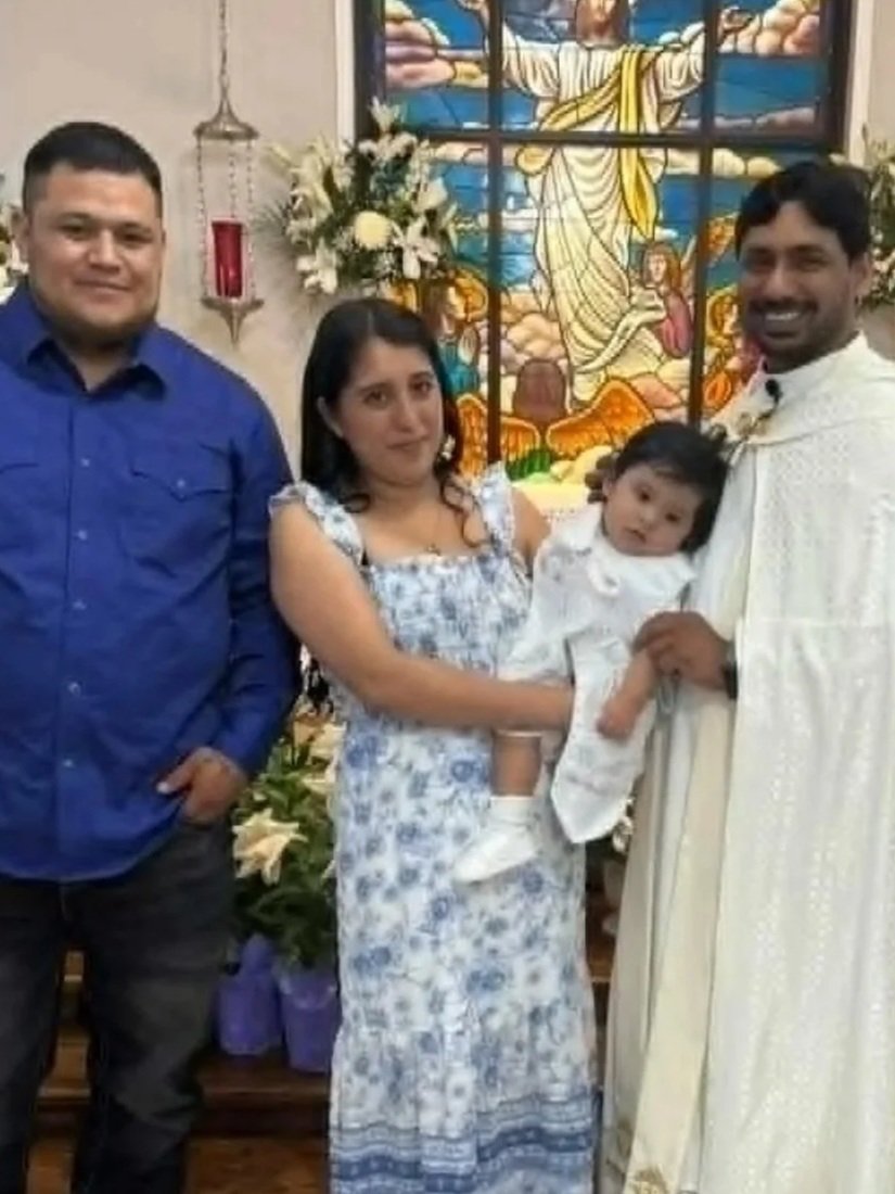 sTrOSEbAPTISM.jpg
