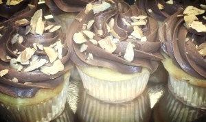 Amaretto Cupcakes with Chocolate Almond Frosting