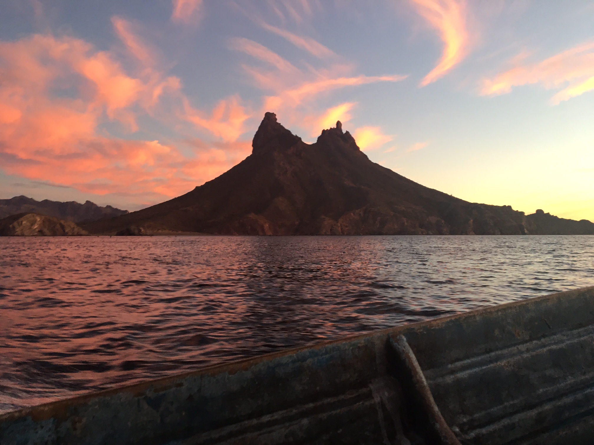 The two peaks themselves; "Tetakawi"