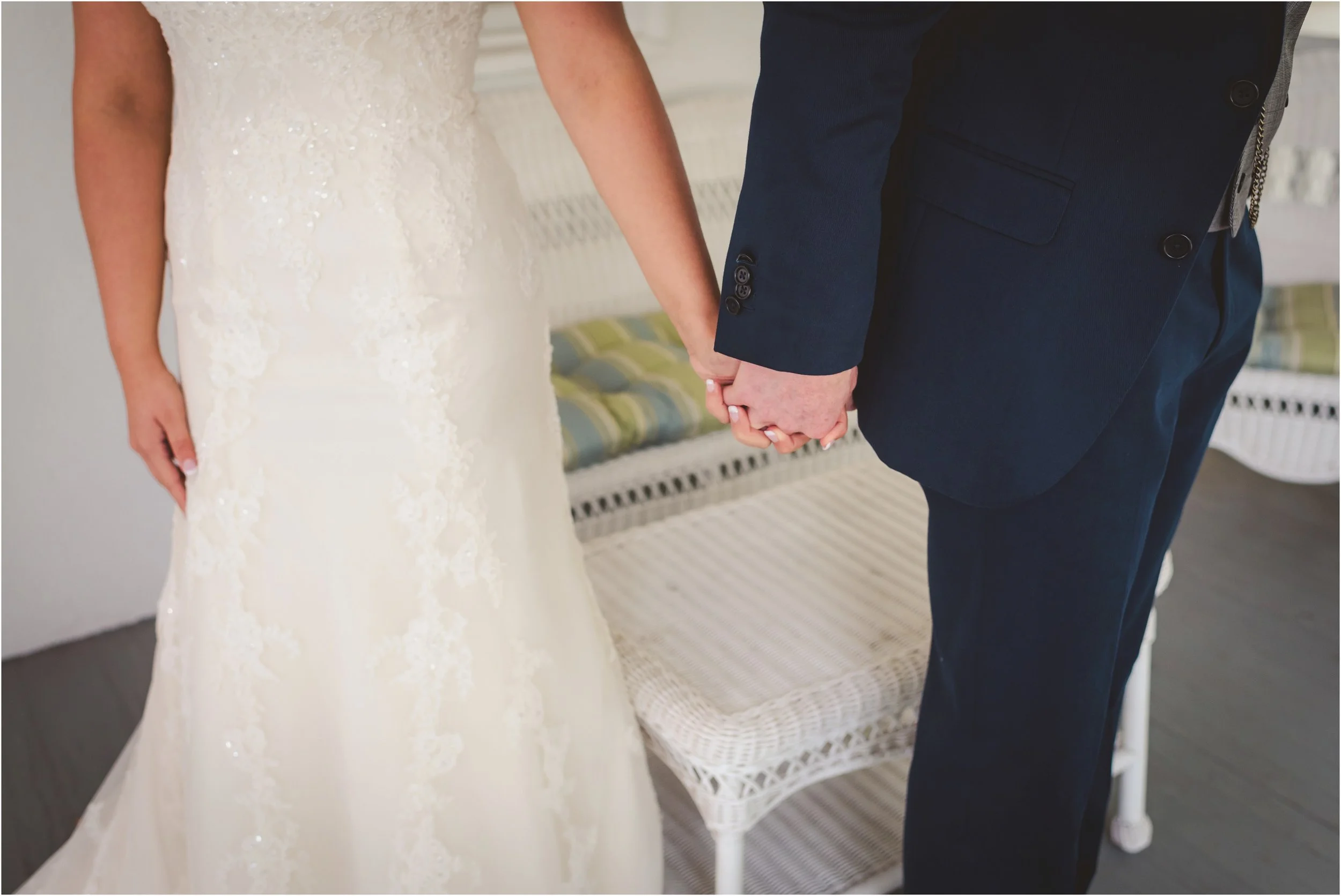 brittney-nestle-photo-swan-harbor-wedding-garrison.jpg