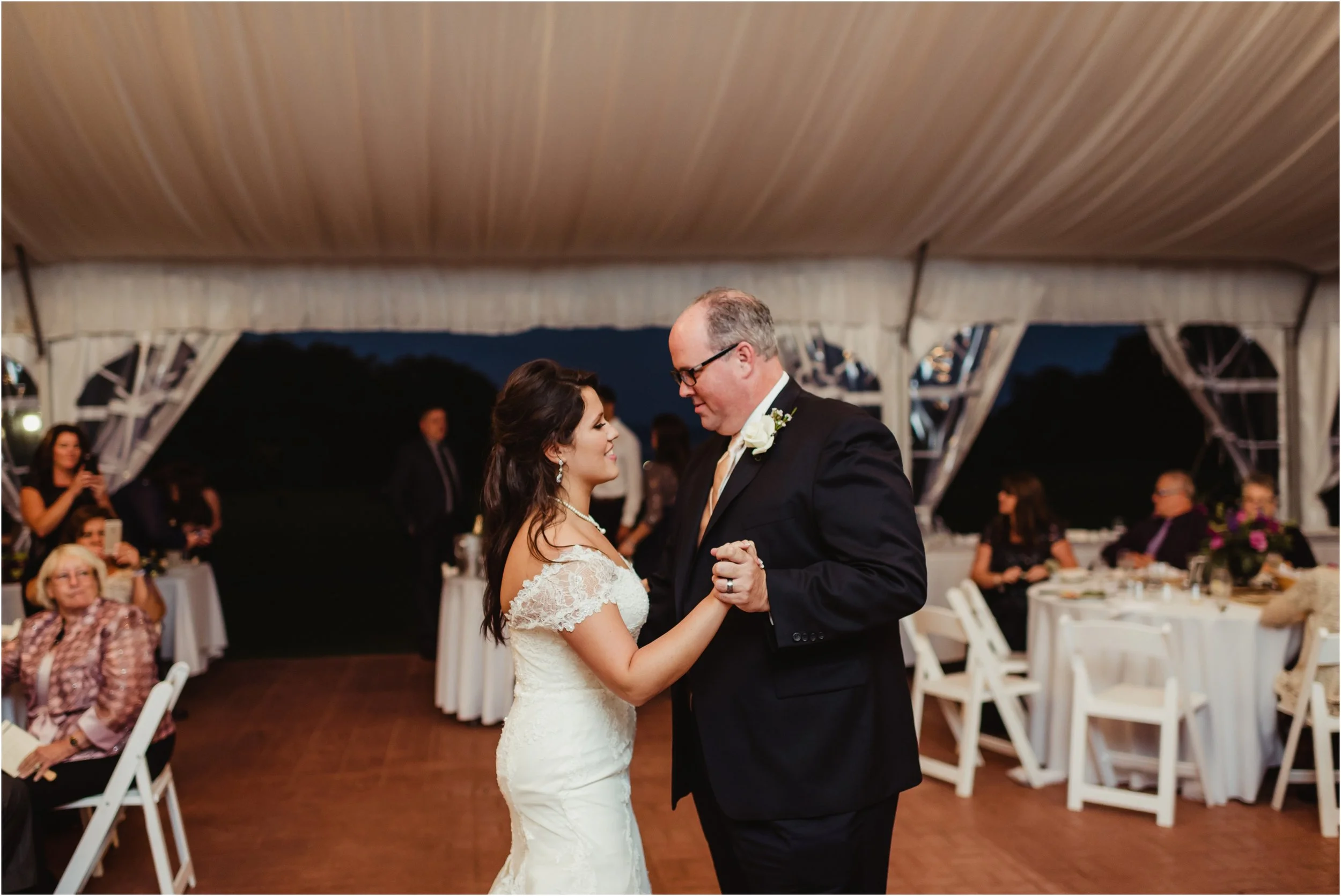 brittney-nestle-photo-swan-harbor-wedding-garrison.jpg