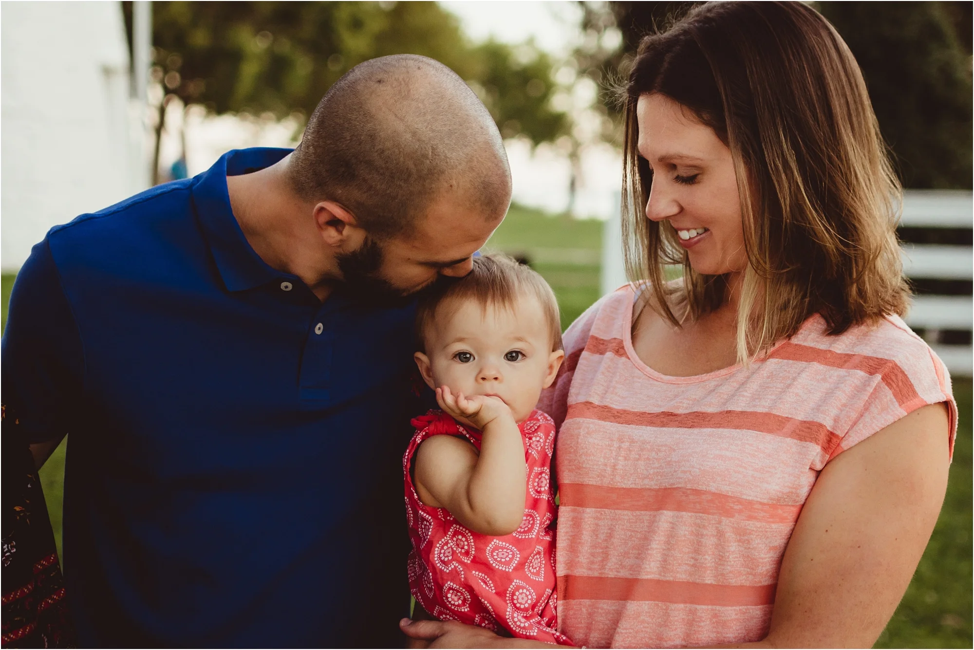 bnp-madden-family-portraits-concord-point-lighthouse.jpg