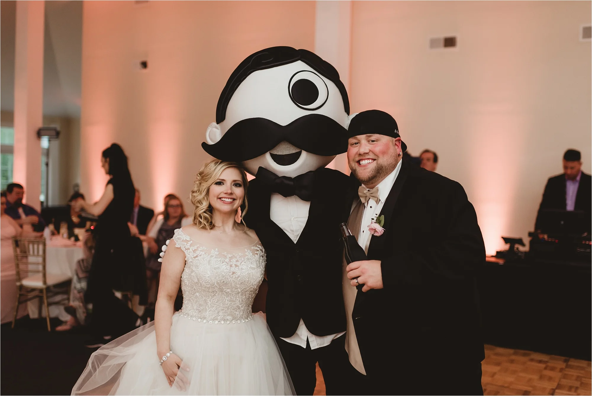 brittney-nestle-photo-gary-and-annelise-springfield-manor-wedding.jpg
