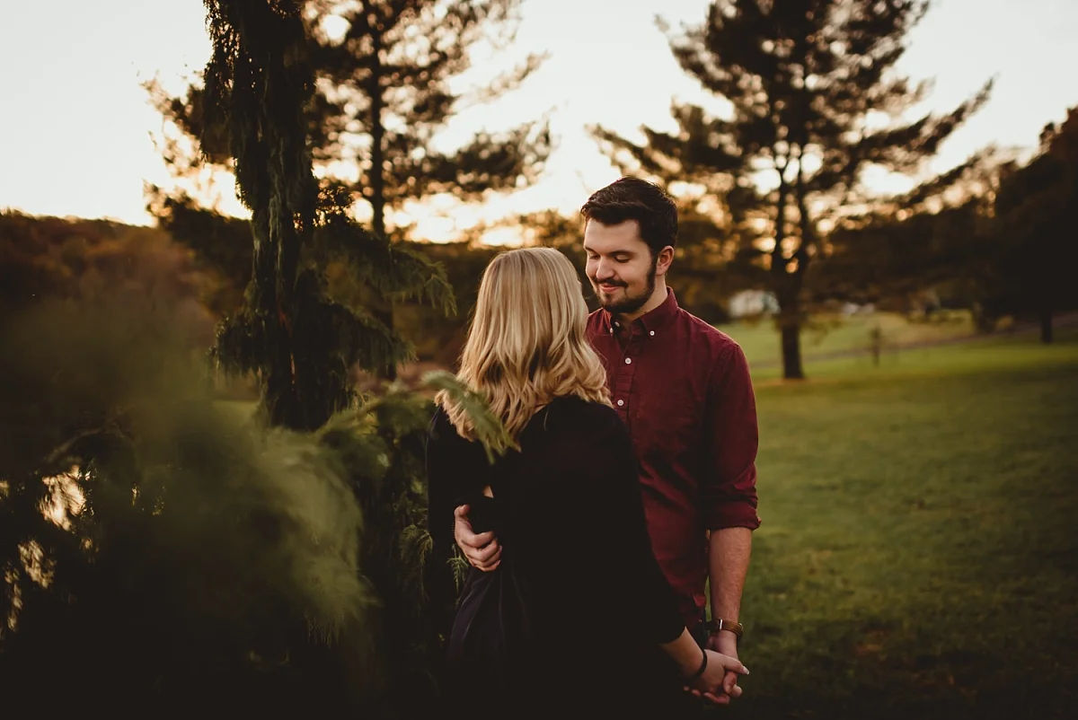 brittney-nestle-photo-engagement-stone-ridge-hollow-leftridge.jpg