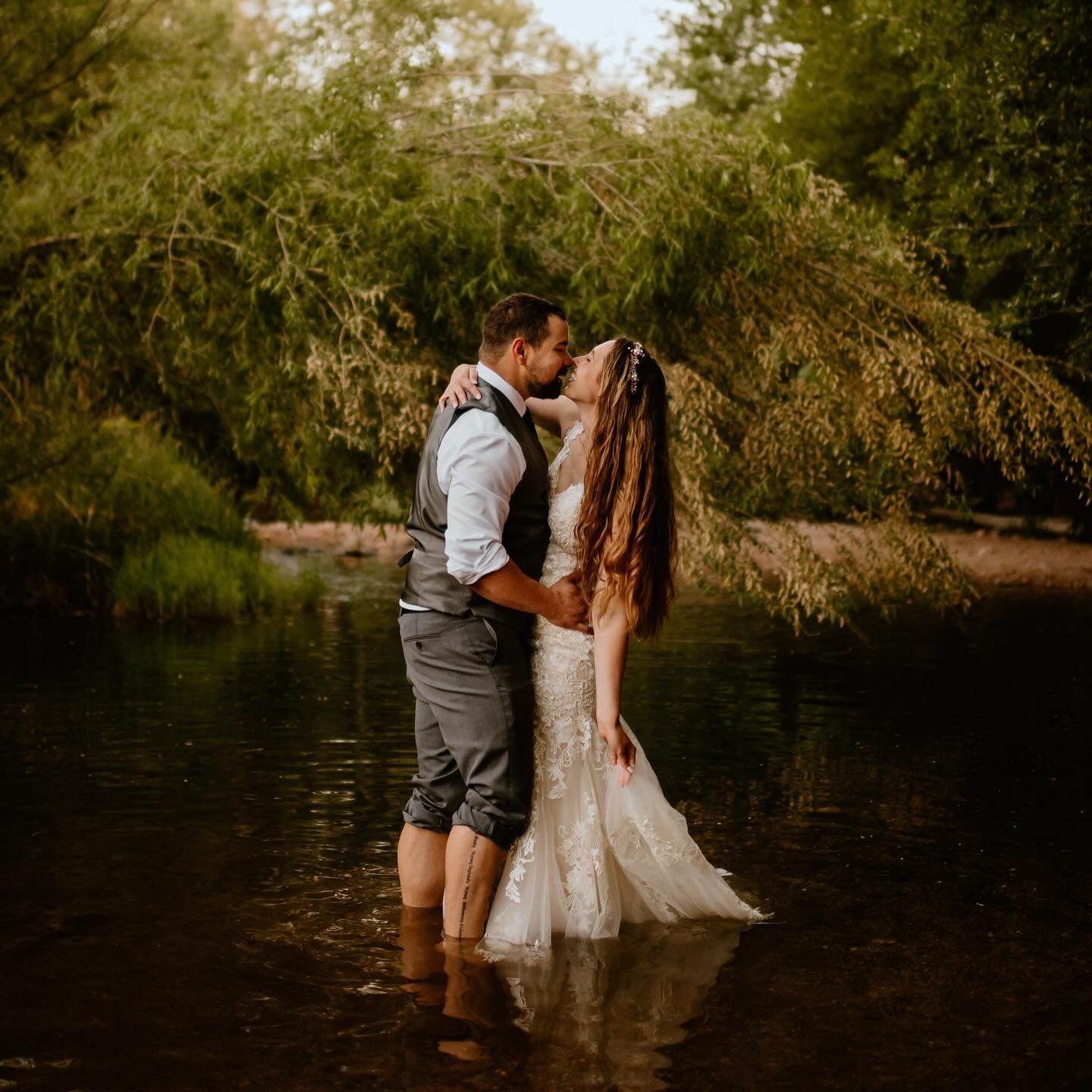 ELOPEMENT SPOTLIGHT (3/3)

Here it is! The final stop on Brad + Becca&rsquo;s anniversary-elopement day, ending with a red rock sunset at Crescent Moon Ranch. Just a short hike into the park, we found a secluded lake and Becca surprised me when she k