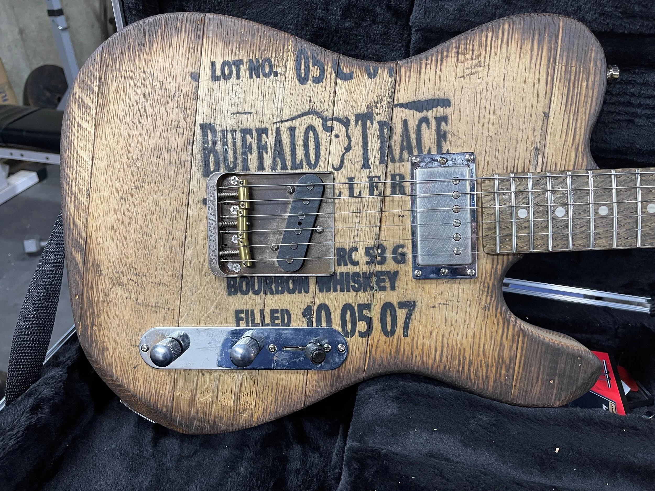 FB92795E-C01E-471A-9E18-327F65DAA1CB