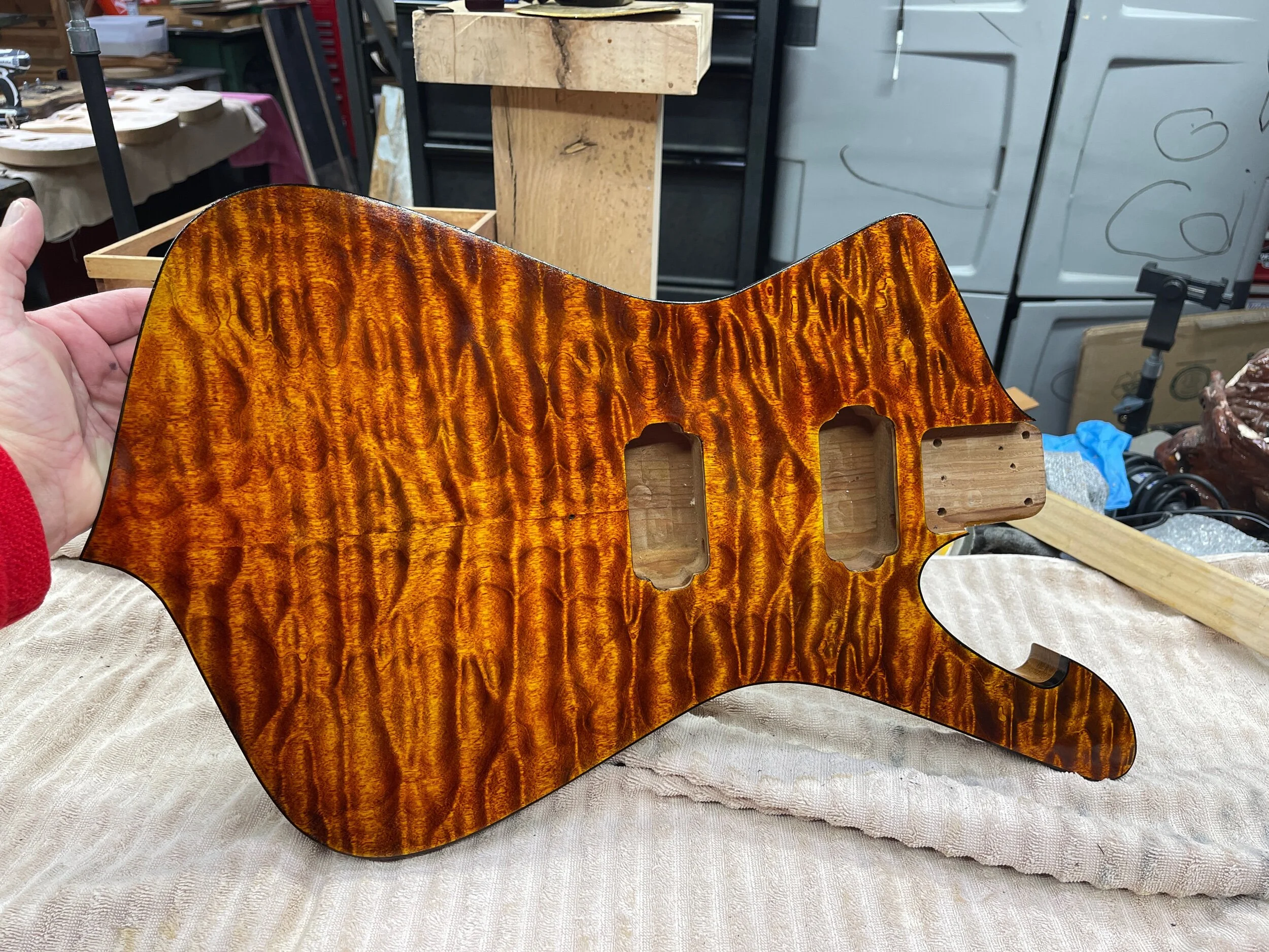 78B6C9F7-1B25-4ABC-B78B-E10F8C71CC36