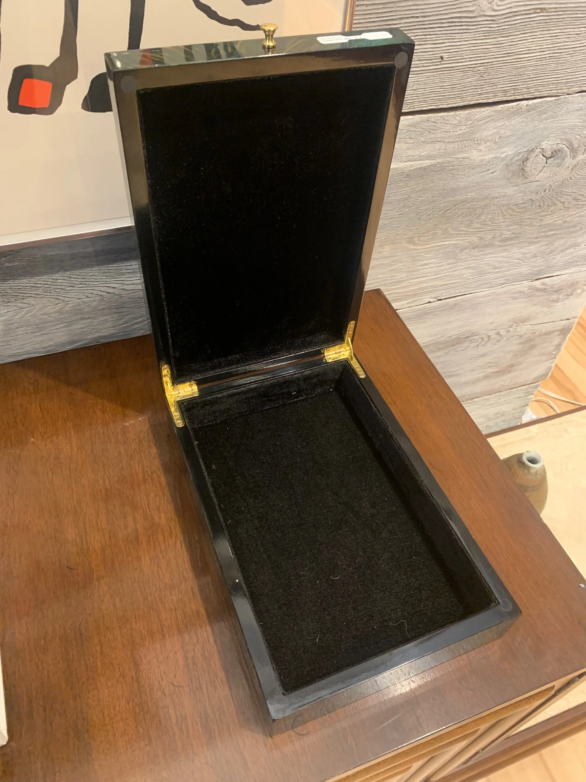 00163E45-3C36-43C9-B772-3E0B789E32A0