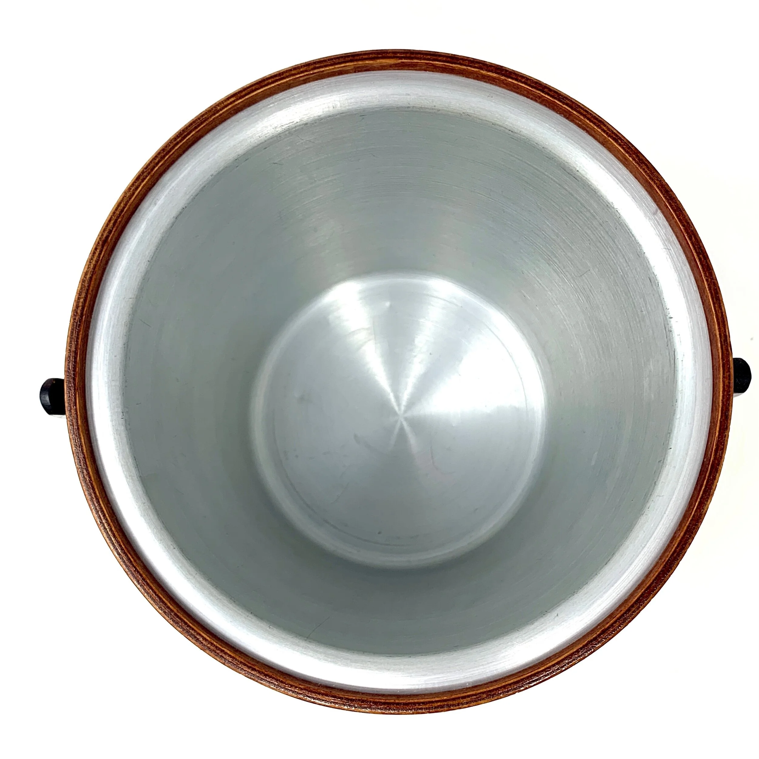 8C27DF34-F3F8-4F53-9224-F49695B5694C